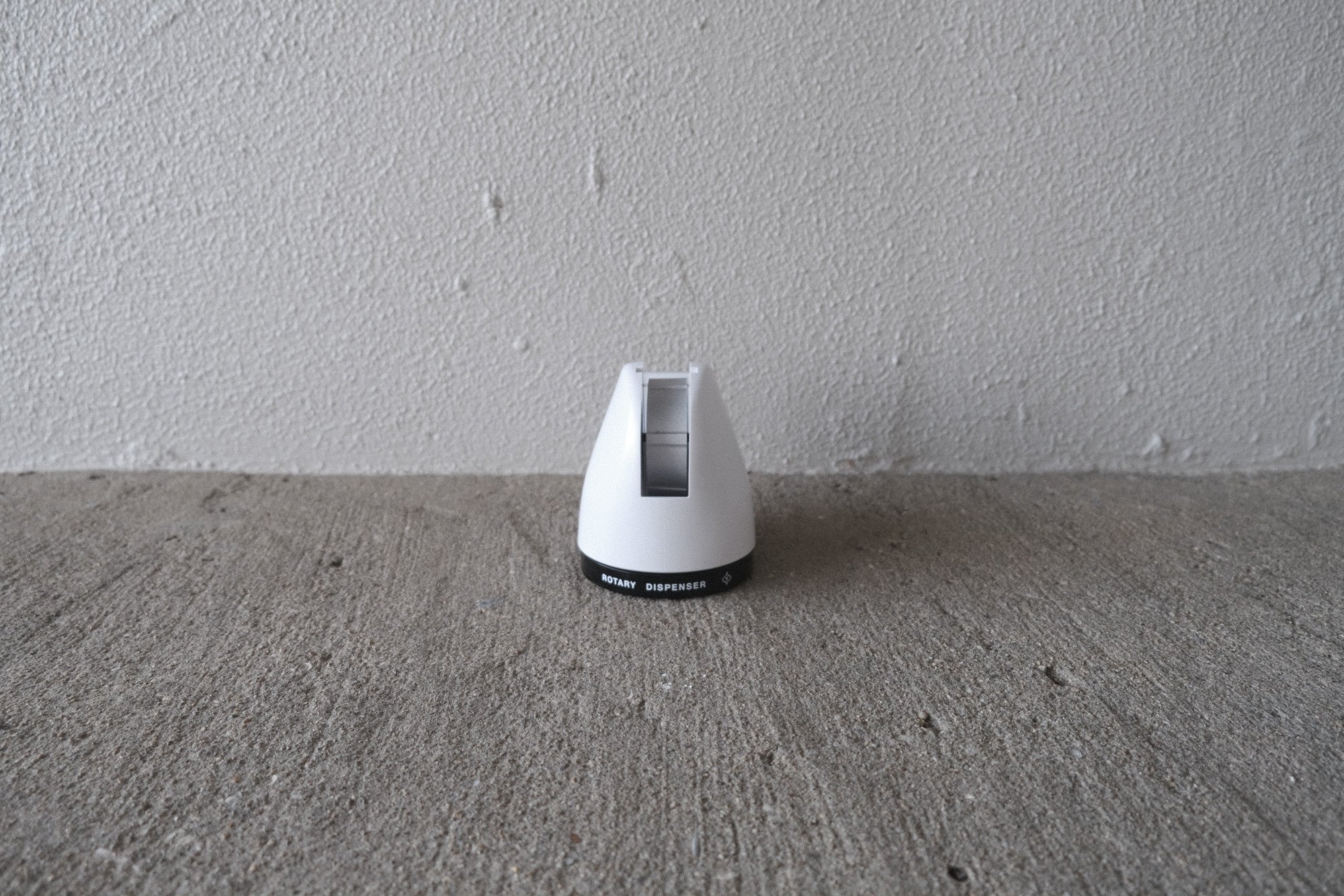 【復刻・柳宗理】ロータリーテープディスペンサー|SORI YANAGI × KOKUYO テープカッター