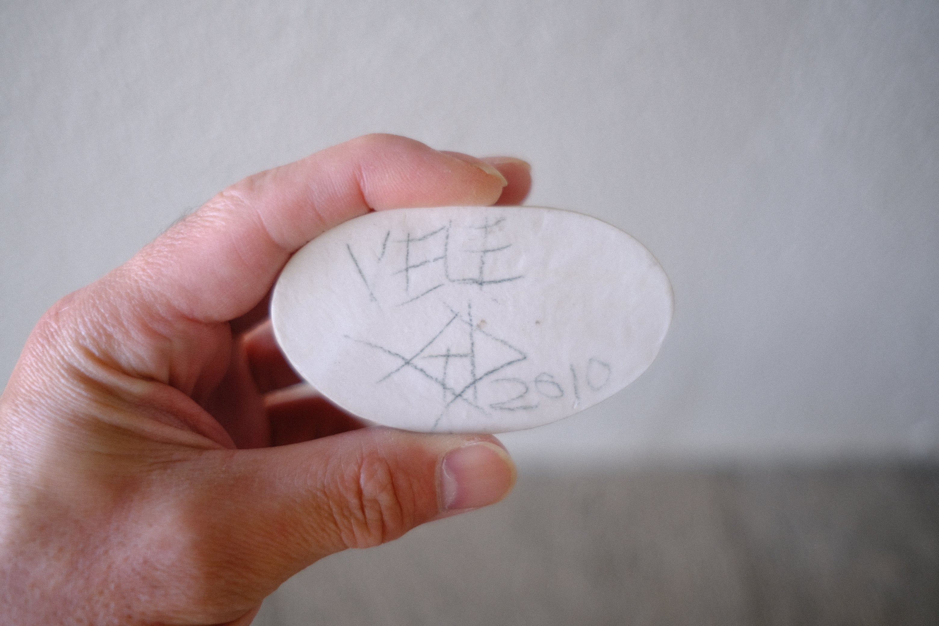 グイド・デ・ザン 陶芸オブジェ|詩的線描と静謐のかたち|Guido De Zan Made in Italy