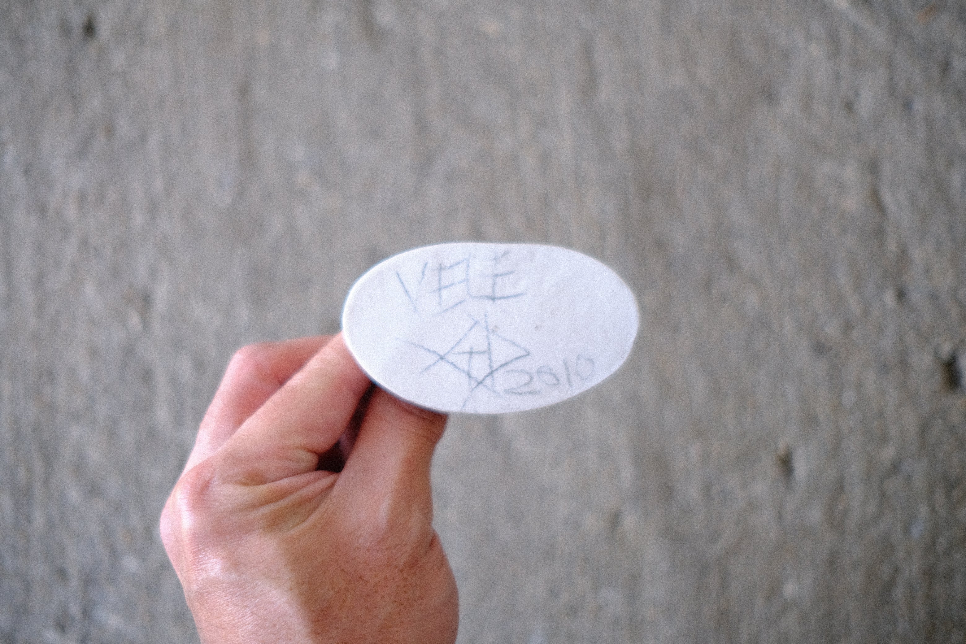 グイド・デ・ザン 陶芸オブジェ|詩的線描と静謐のかたち|Guido De Zan Made in Italy