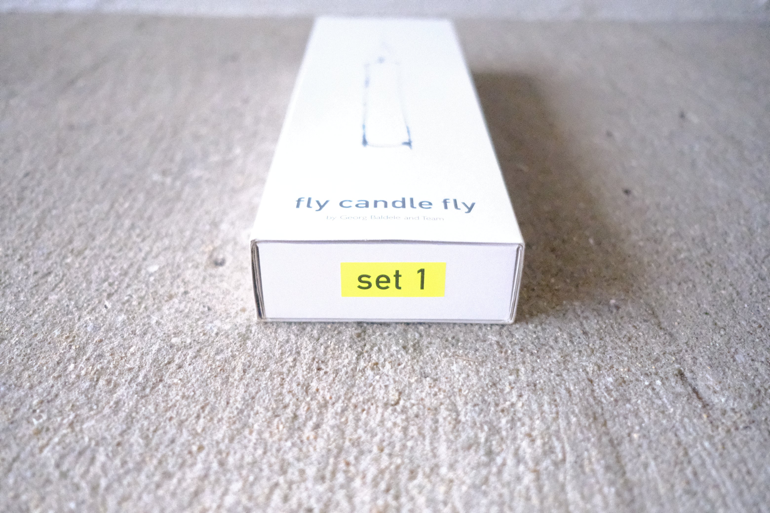 光に触れる、命にふれる|インゴ・マウラー「Fly Candle Fly!」ペンダントランプ | 新品 | Studio NOI