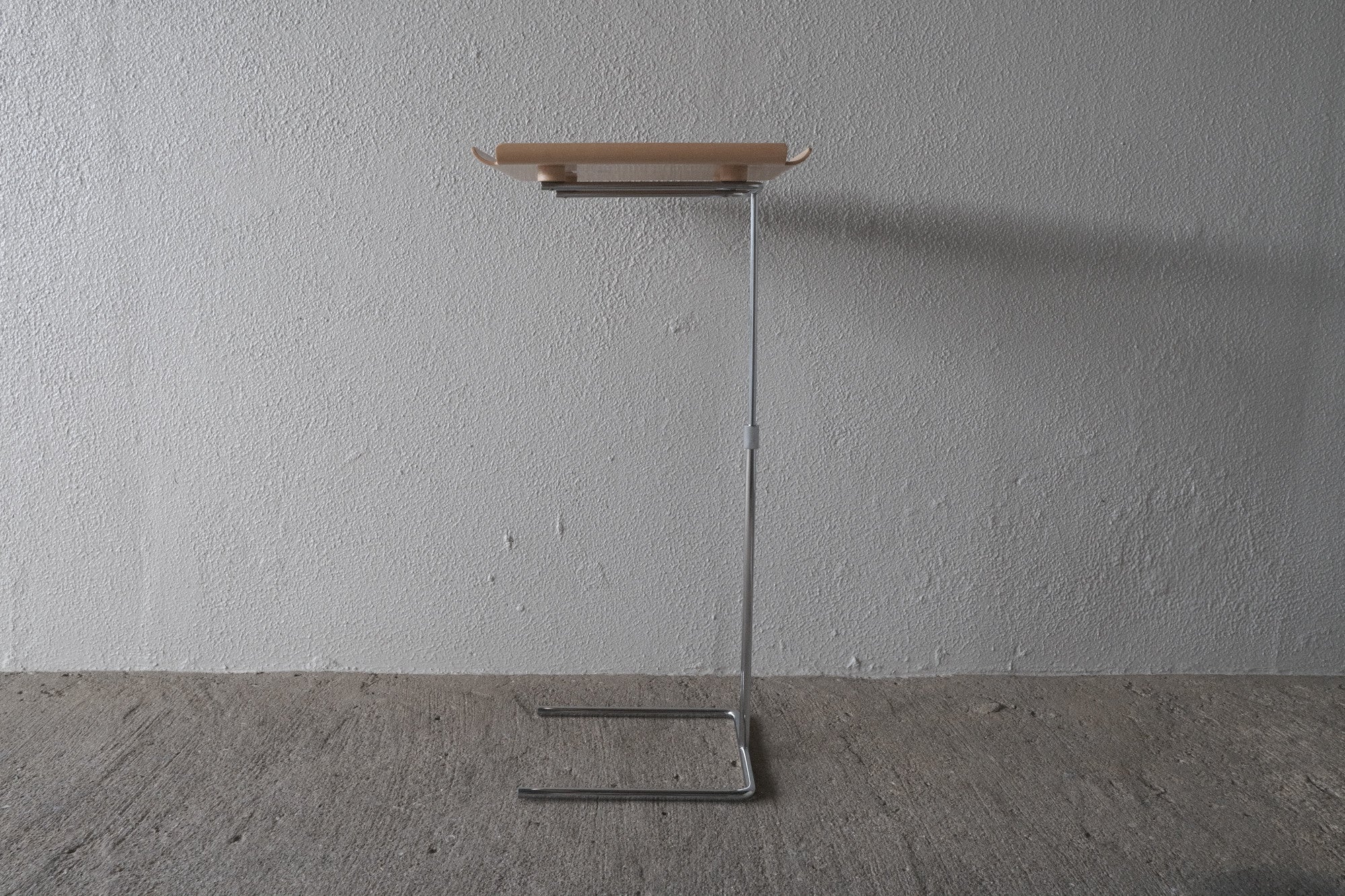 ジョージ・ネルソン トレーテーブル|Herman Miller|ナチュラル色・昇降式・2012年製