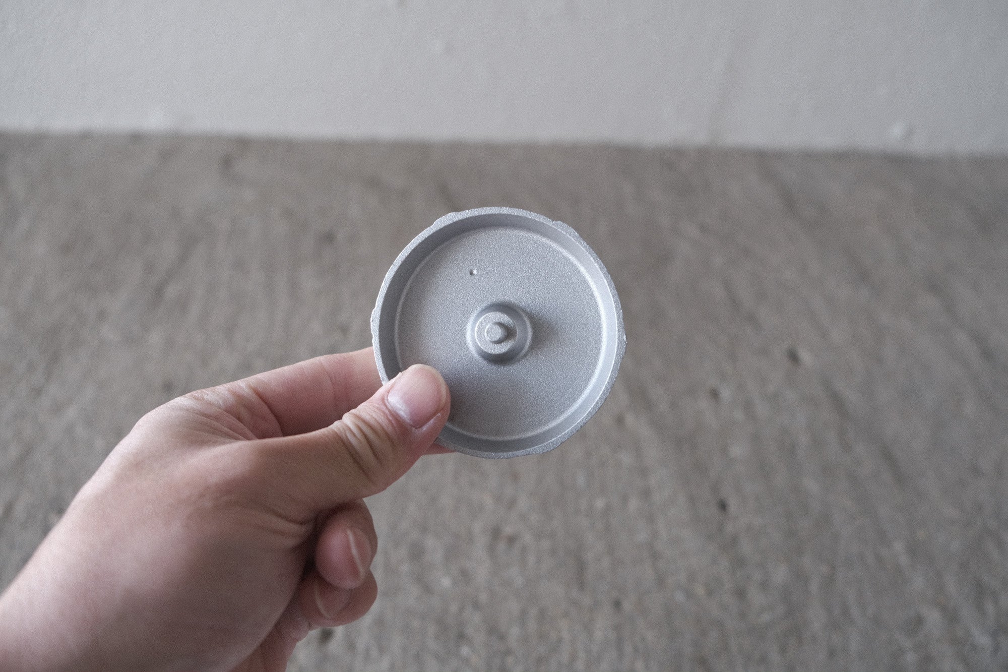 【復刻・柳宗理】ロータリーテープディスペンサー|SORI YANAGI × KOKUYO テープカッター