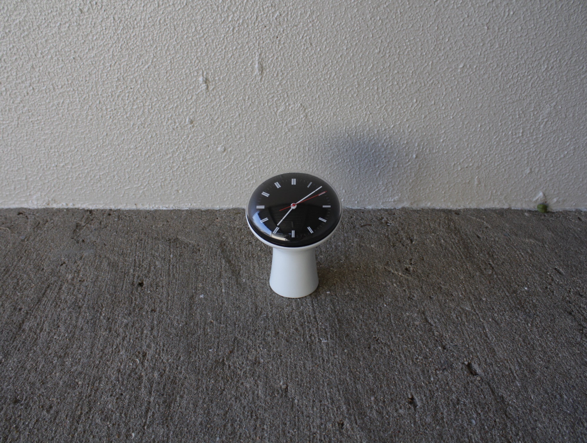 Angelo Mangiarotti Secticon デスククロック|アンジェロ・マンジャロッティによる造形時計|Klein & More