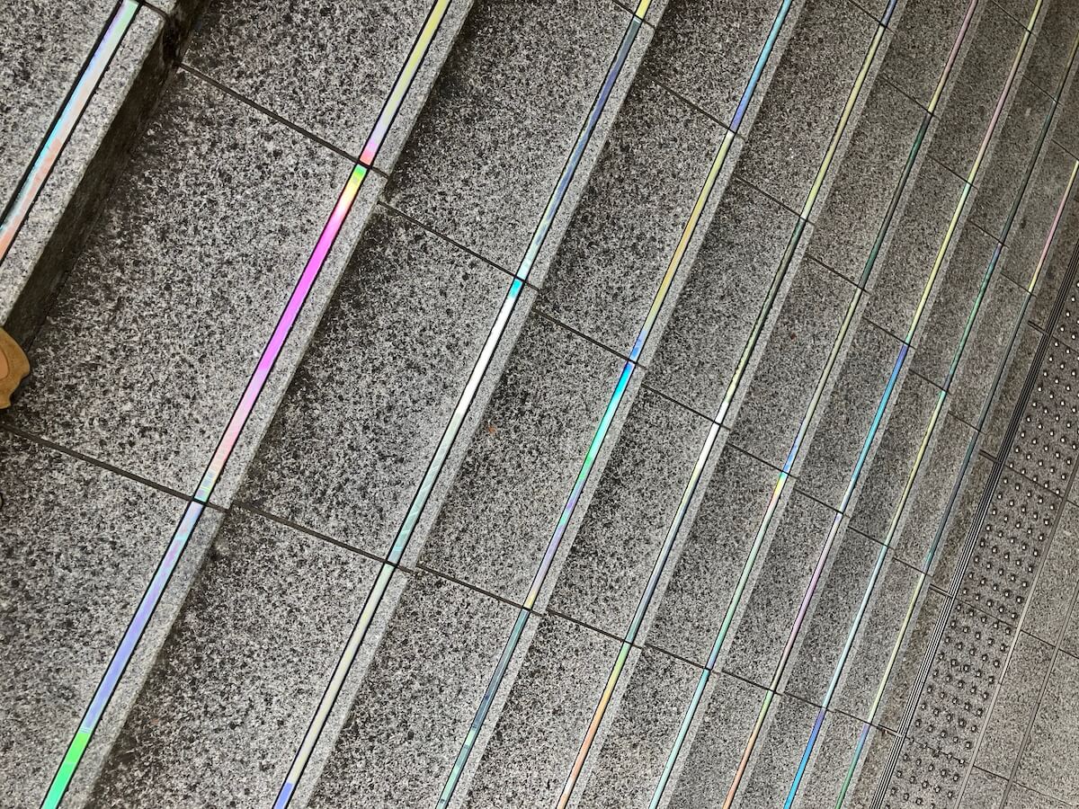 「目を養う」とは、暮らしの感度を高めること──家具とアートのあいだで