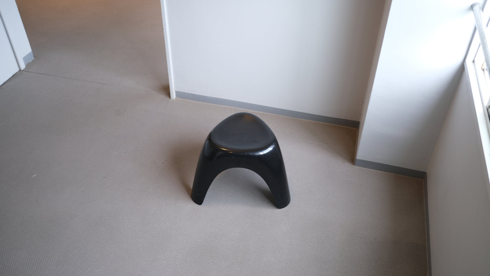 希少】柳宗理 エレファントスツール Elephant Stool ハビタ Habita Chair Yanagi Sori 黒 ブラック –  Helvetica