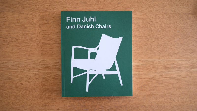【絶版・希少】フィン・ユールとデンマークの椅子 Finn Juhl and Danish chairs 緑表紙