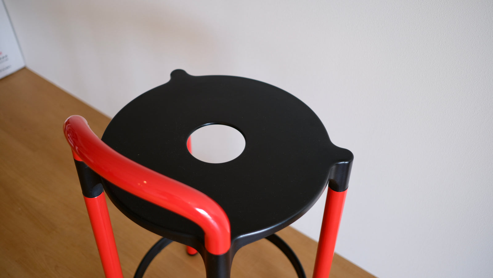 Kartell カルテル Anna Castelli Ferrieri アンナ・カステッリ・フェリエーリ Polo Stool ハイスツール –  Helvetica