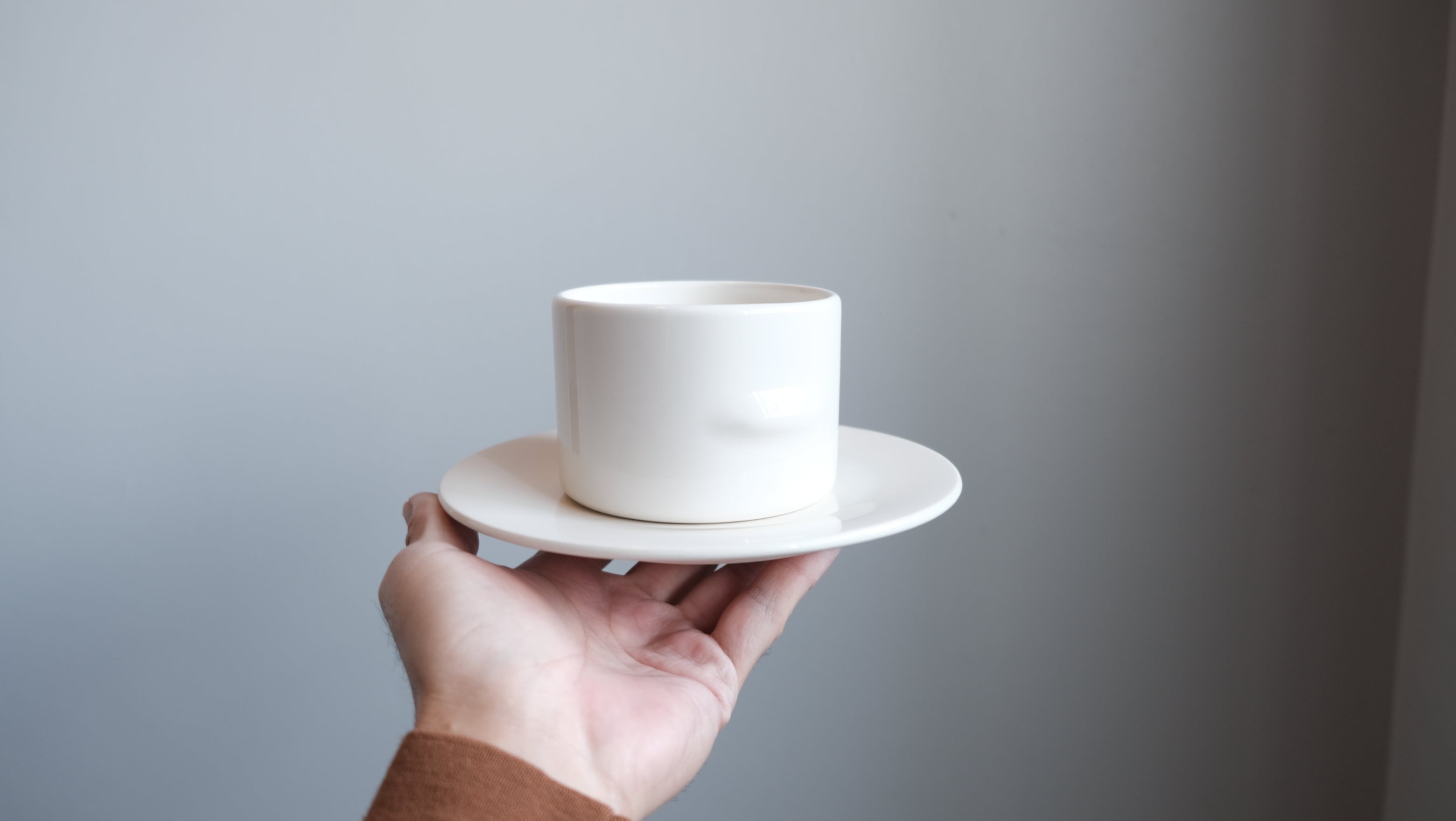 【再入荷・デッドストック】伊東豊雄 カップ＆ソーサー｜12人の建築家 小さな建築シリーズ Toyo Ito cup & saucer