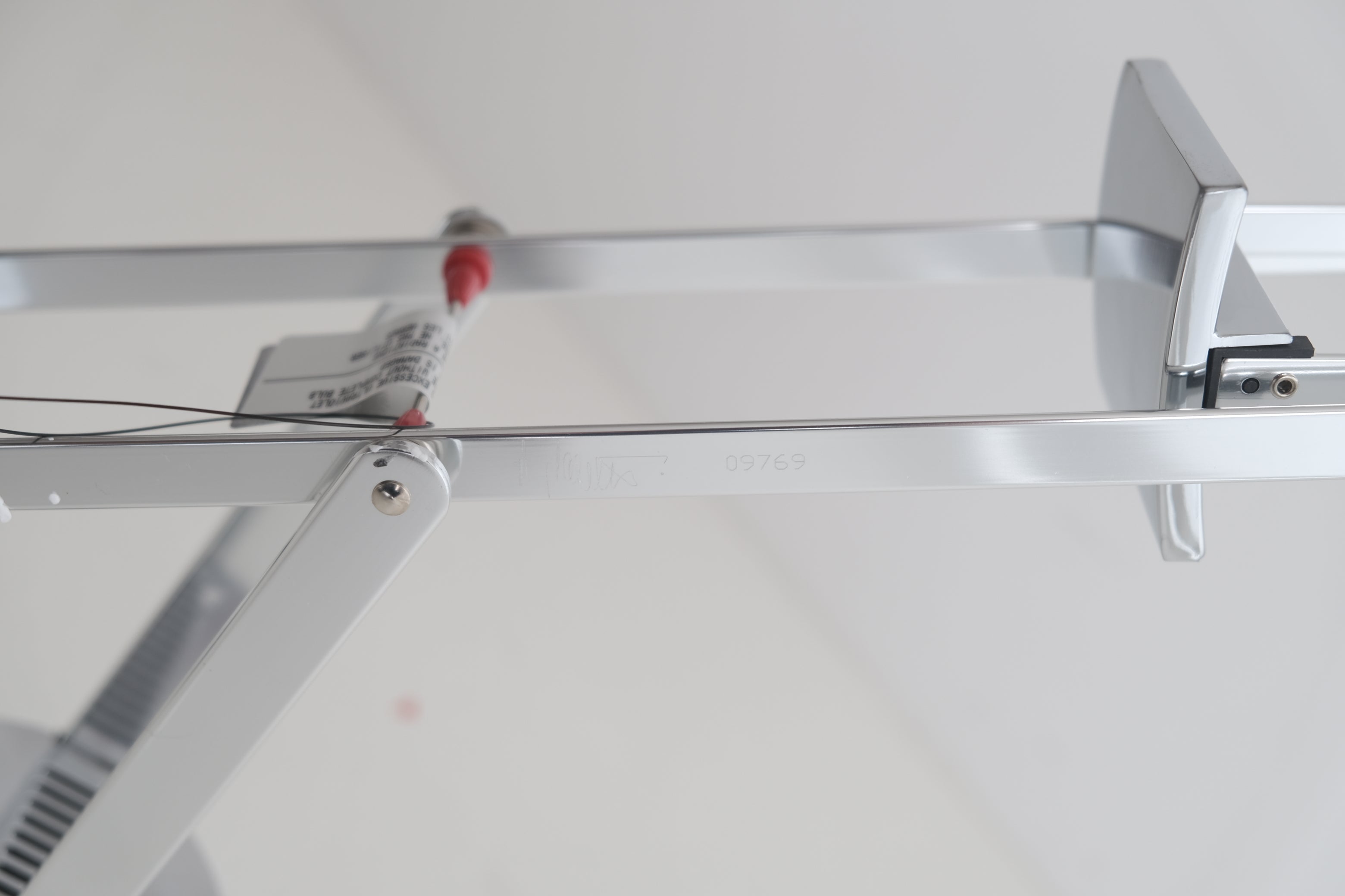 TIZIO / ティチオ – 2004年記念モデル｜Richard Sapper × Artemide S2439N