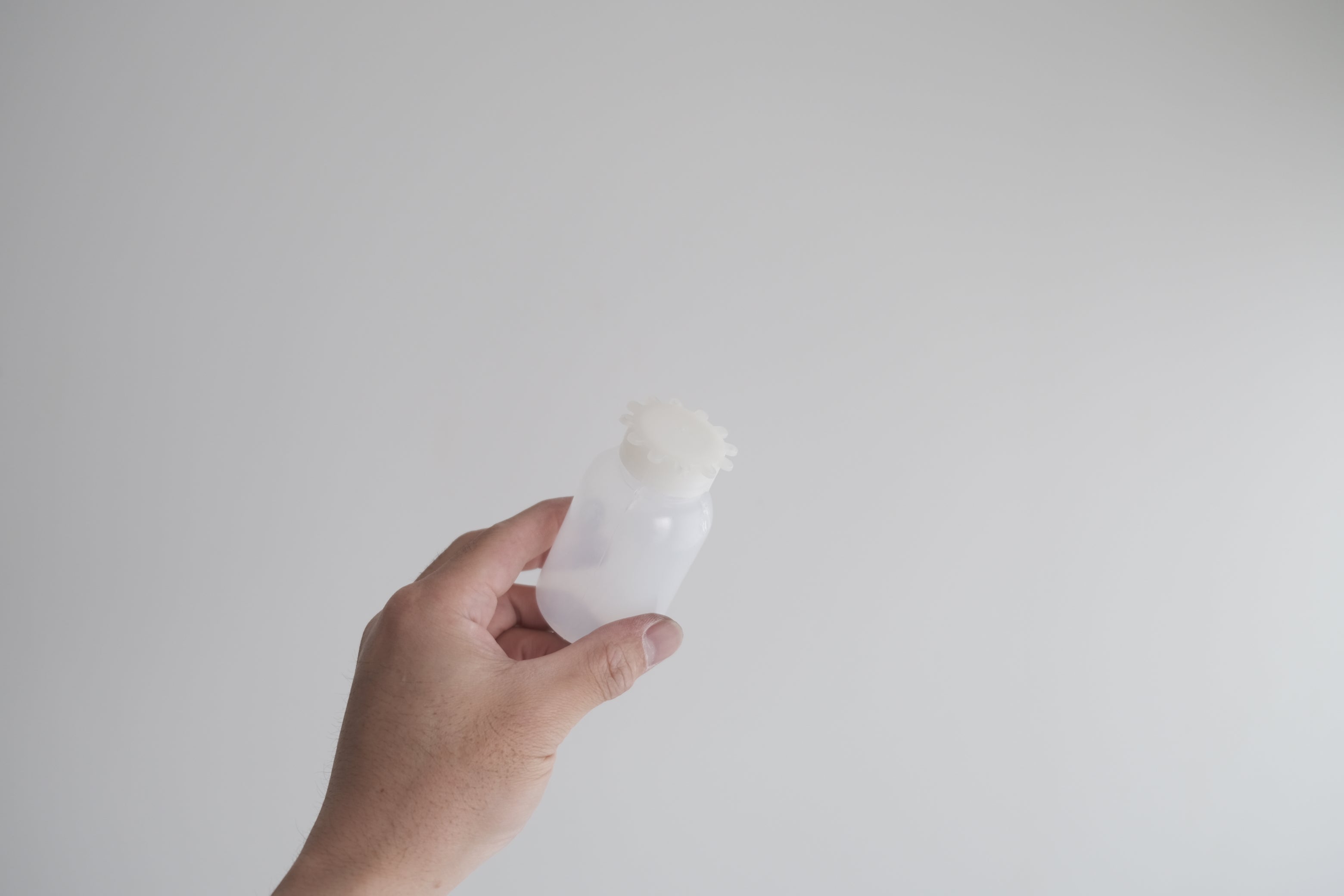 Kartell ラボ用PEボトル 50ml ホワイト（刻印なし）｜名もなき実験器具