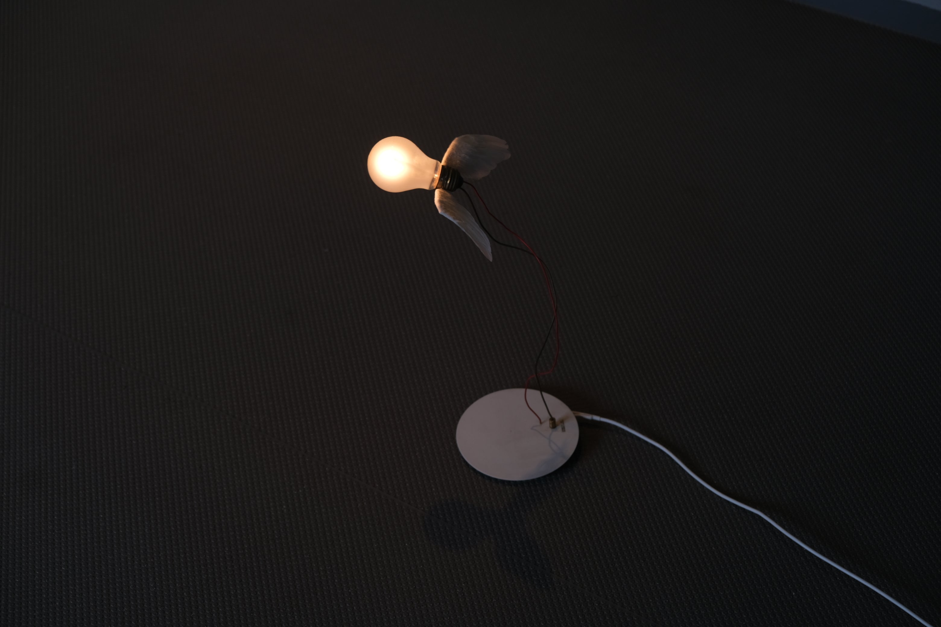 ［再入荷］インゴマウラー ルーチェリーノ ランプ 中古照明 羽のアート スタジオノイ INGO MAURER Lucellino Lamp Studio NOI