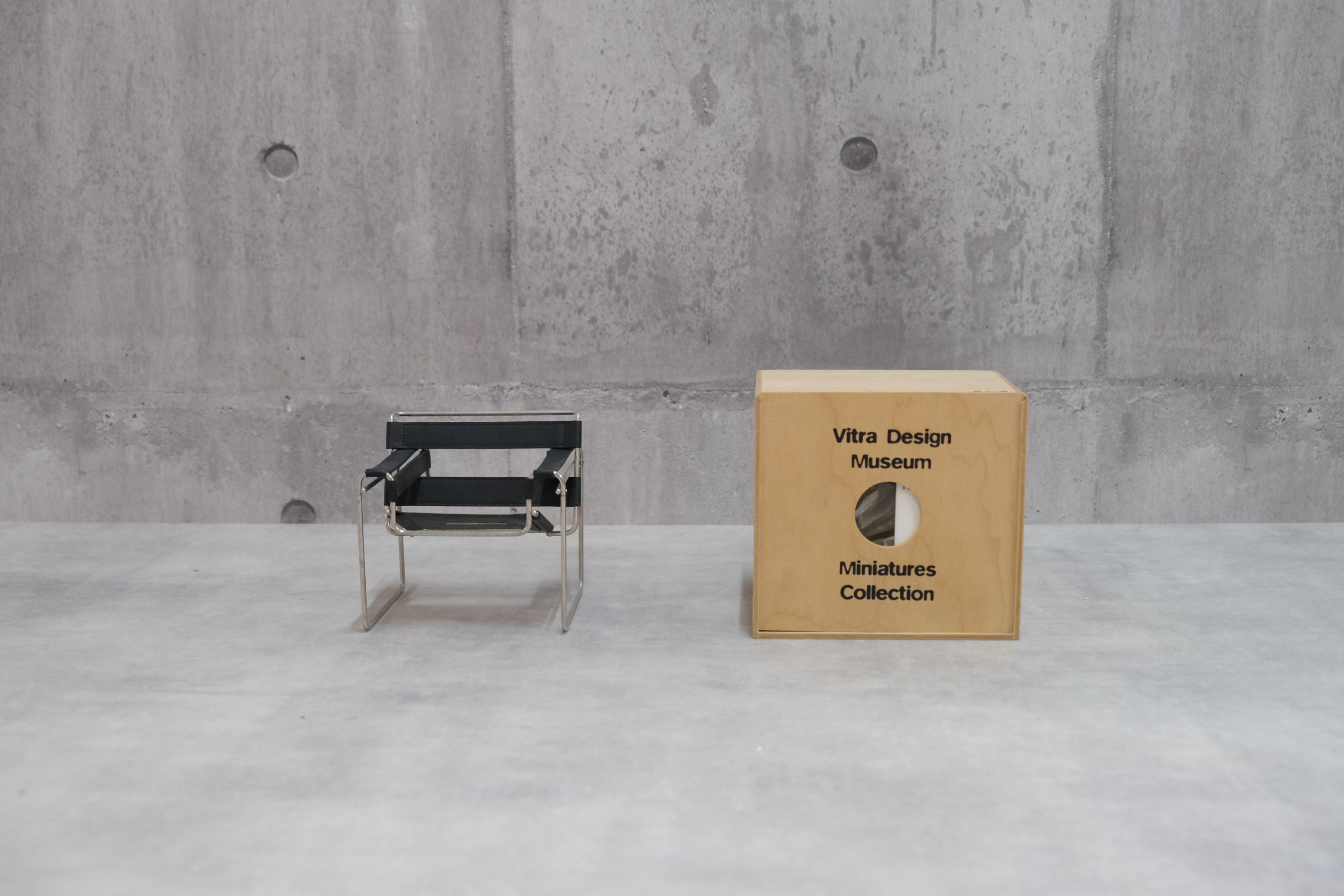 Marcel Breuer B3 Wassily miniture chair Vitra Design Museum マルセル・ブロイヤー ミニチュア ワシリーチェア ヴィトラデザインミュージアム