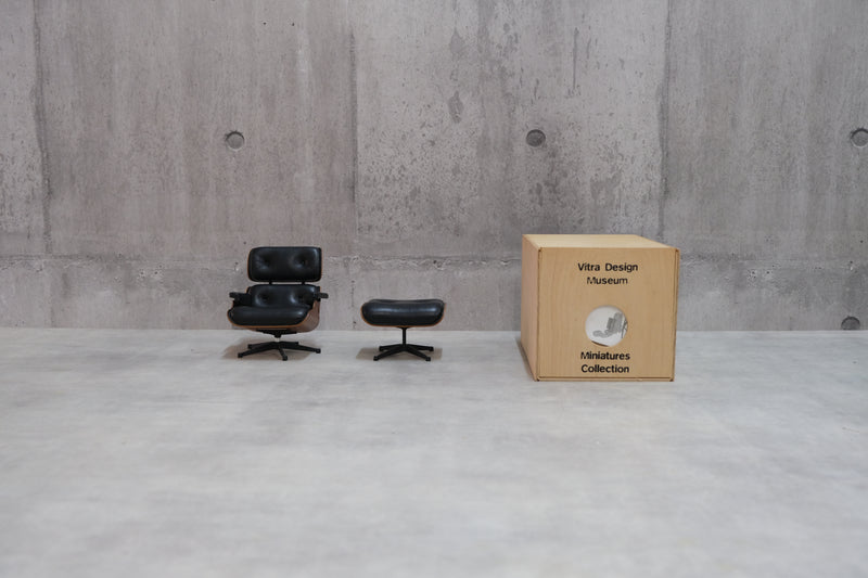 Charles & Ray Eames Miniatures Lounge Chair & Ottoman Vitra Design Museum チャールズ & レイ・イームズ ミニチュア ラウンジチェア＆オットマン ヴィトラデザインミュージアム