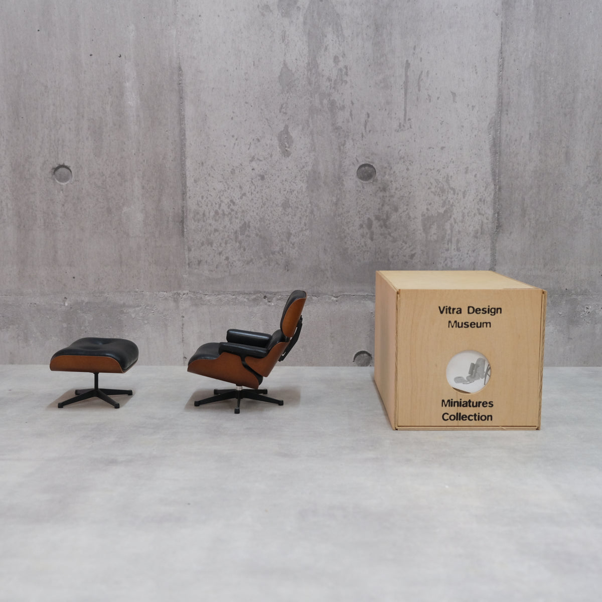 1/6スケール｜イームズ ラウンジチェア＆オットマン ミニチュア（Vitra 