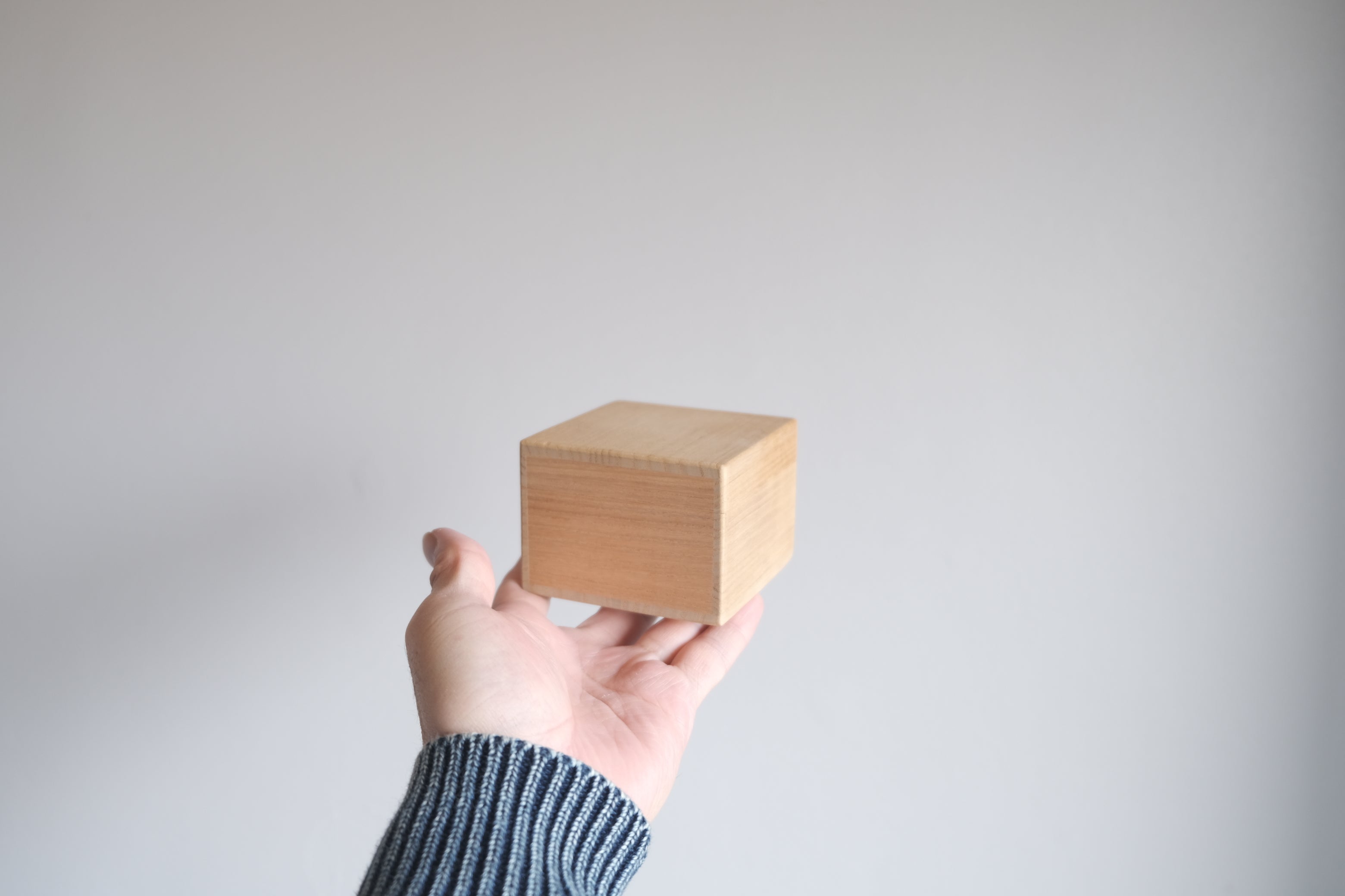 小林且典｜小さなブロンズ作品（径約5cm）サイン入り｜彫刻 オブジェ