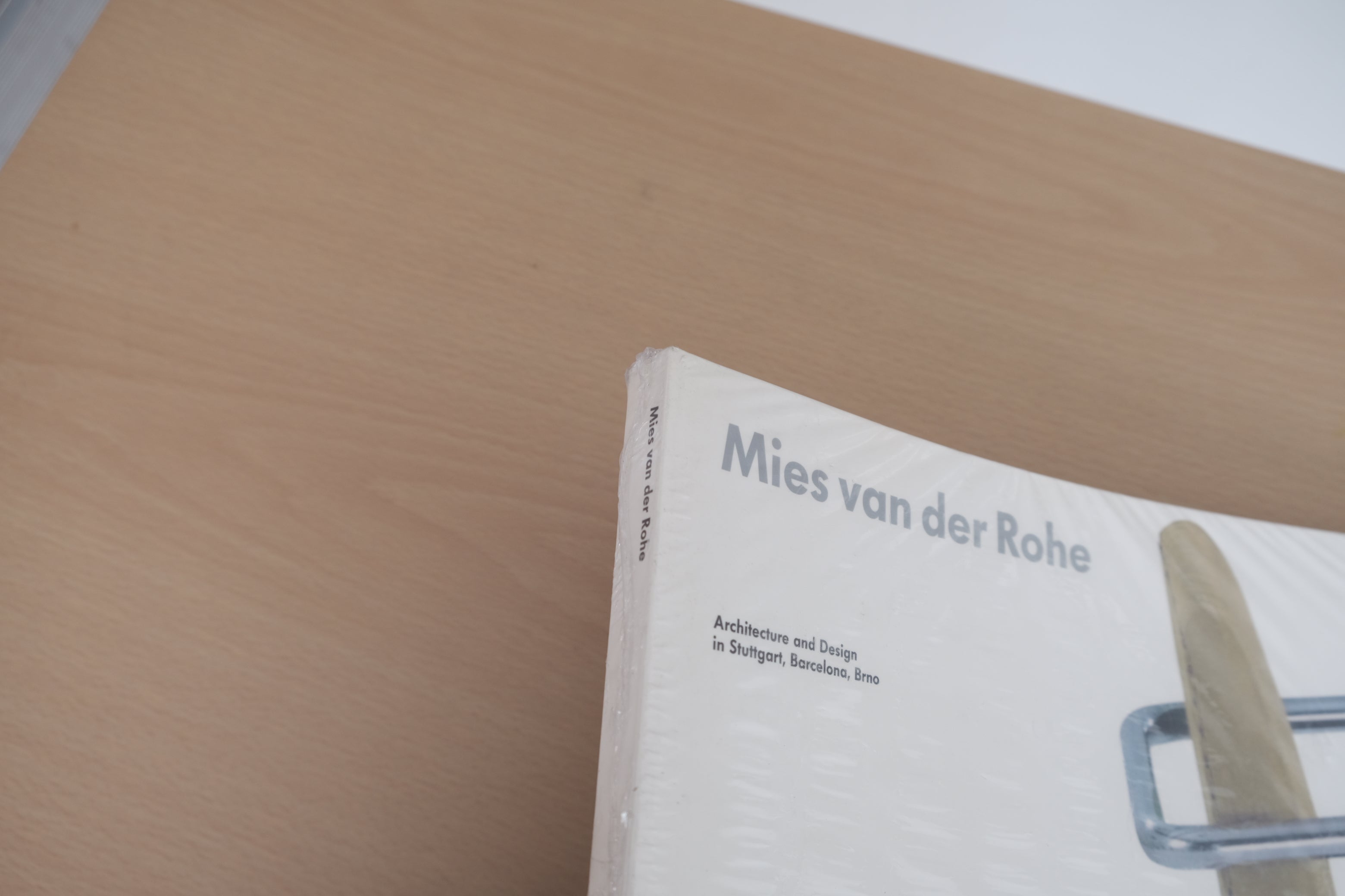 Mies van der Rohe｜Architecture and Design in Stuttgart, Barcelona, Brno｜Skira × Vitra Design Museum｜1998年 初版・未開封品