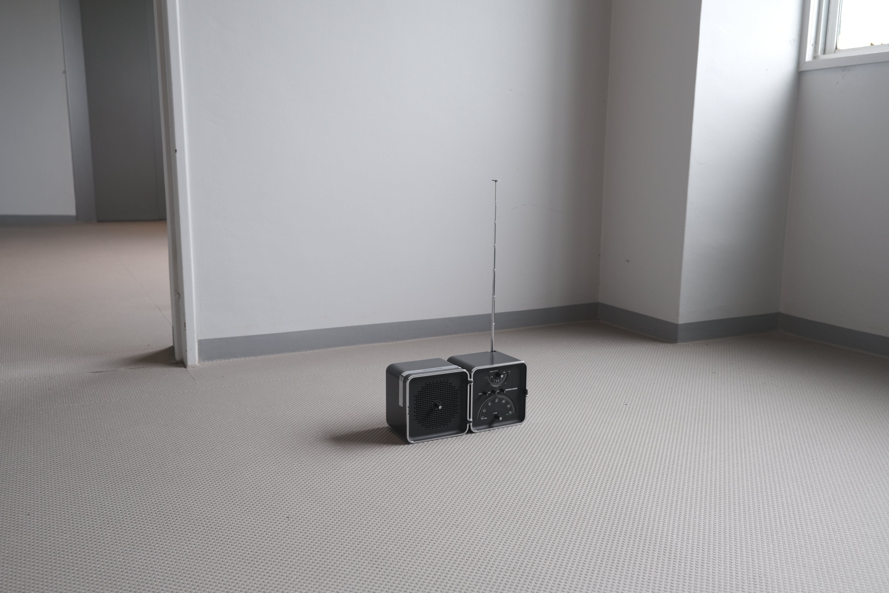 BRIONVEGA TS 522 ポータブルラジオ ブラック｜マルコ・ザヌーゾ＆リチャード・サパー｜イタリア製 ヴィンテージ