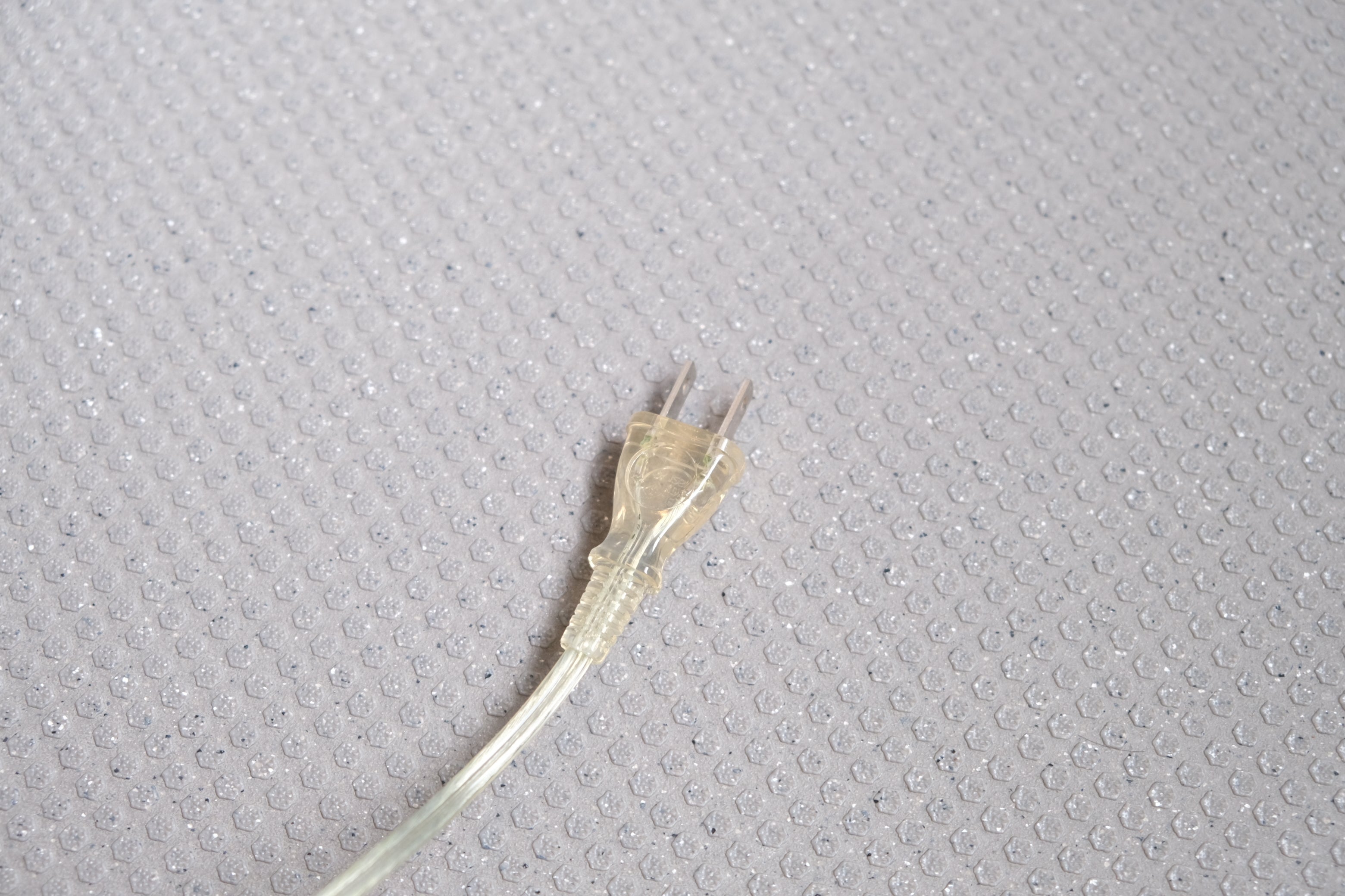 Tokujin Yoshioka Tear Drop yamagiwa 吉岡徳仁 ティアドロップ ヤマギワ テーブルランプ