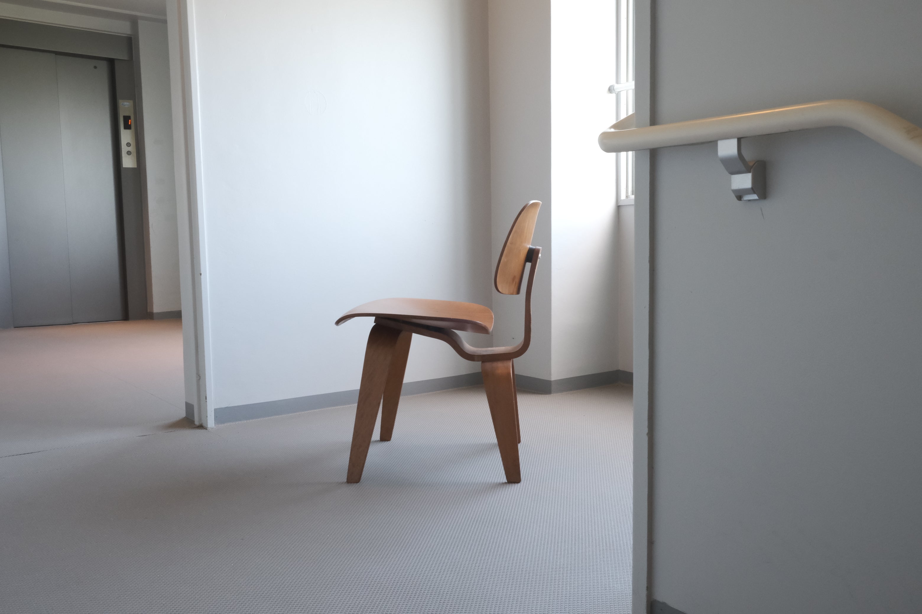 【Evans期・初期ラベル】イームズ DCW ダイニングチェア / Herman Miller × Evans Products社（1946–47年製）
