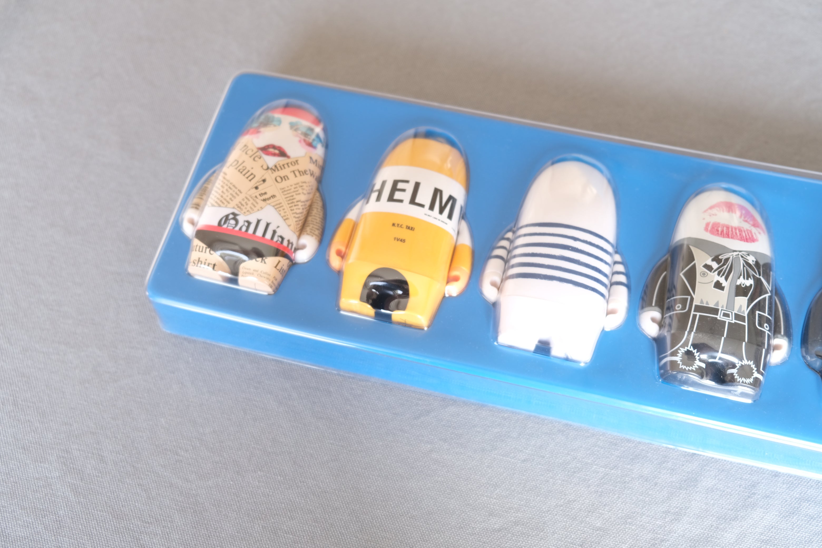 VISIONAIRE 45: More Toys Blue｜Kidrobot フィギュア5体セット 2005年 限定版