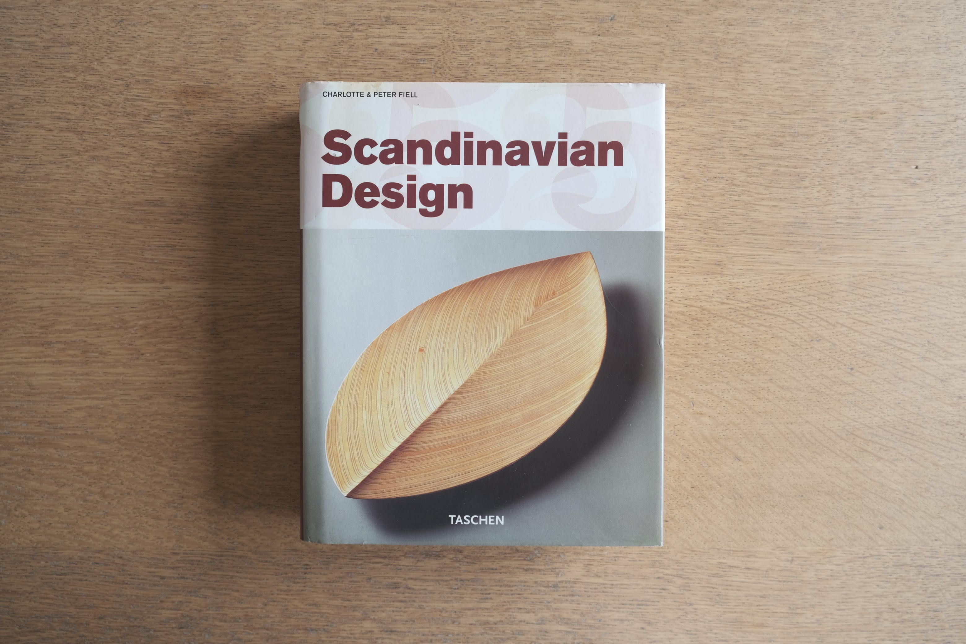 Scandinavian Design｜スカンディナビアンデザイン｜Charlotte & Peter Fiell（TASCHEN）