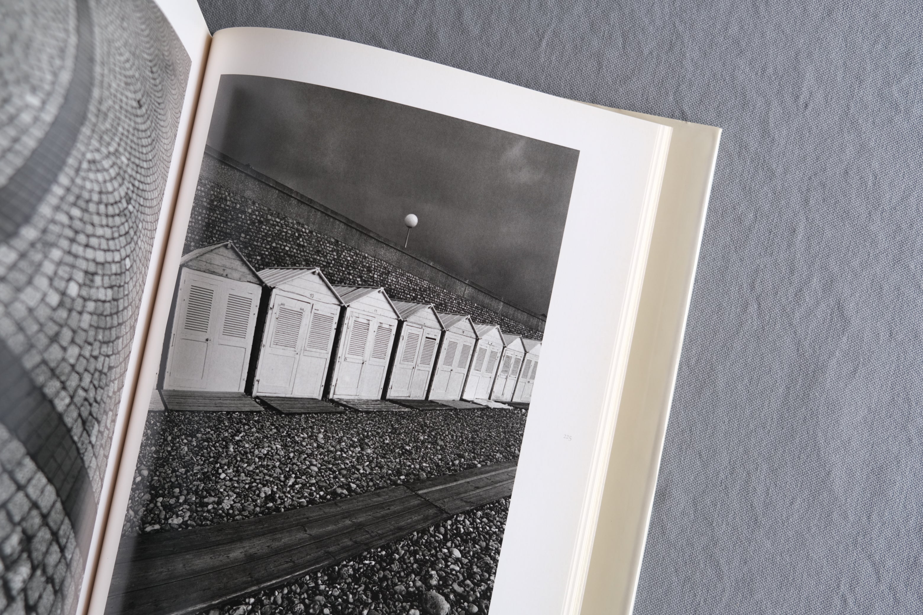 Jeanloup Sieff 1950–1990: Time Will Pass Like Rain｜ジャンルー・シーフ写真集 英語版 1990年初版
