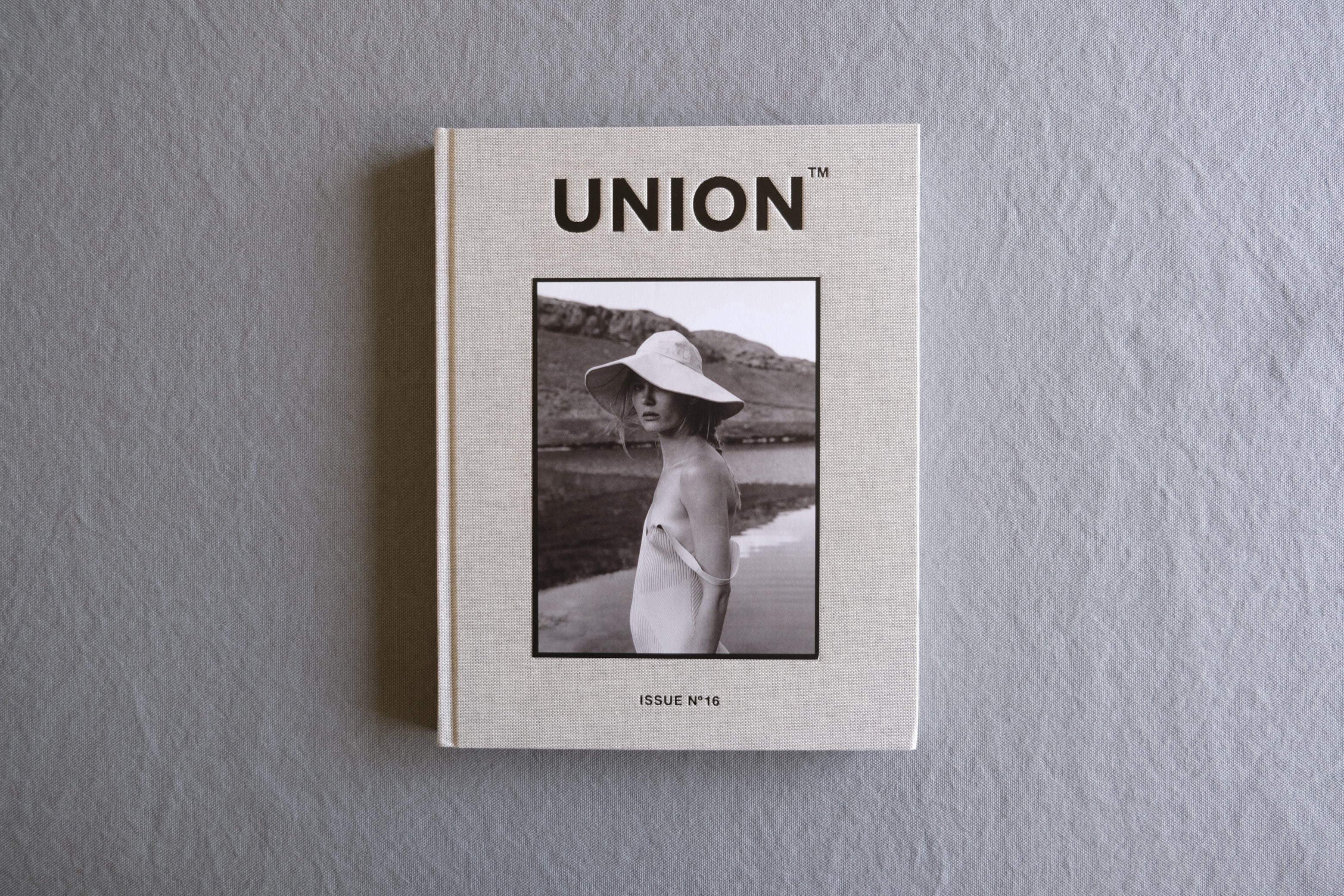 UNION #16｜写真・ファッション・アートを横断するヴィジュアルマガジン