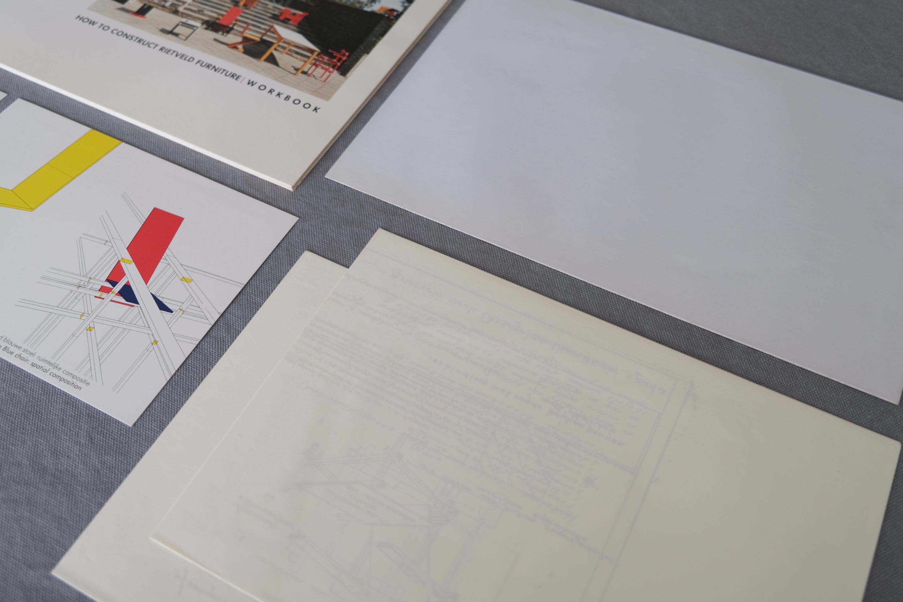 How to Construct Rietveld Furniture（リートフェルト 家具組立図面集｜1989年）