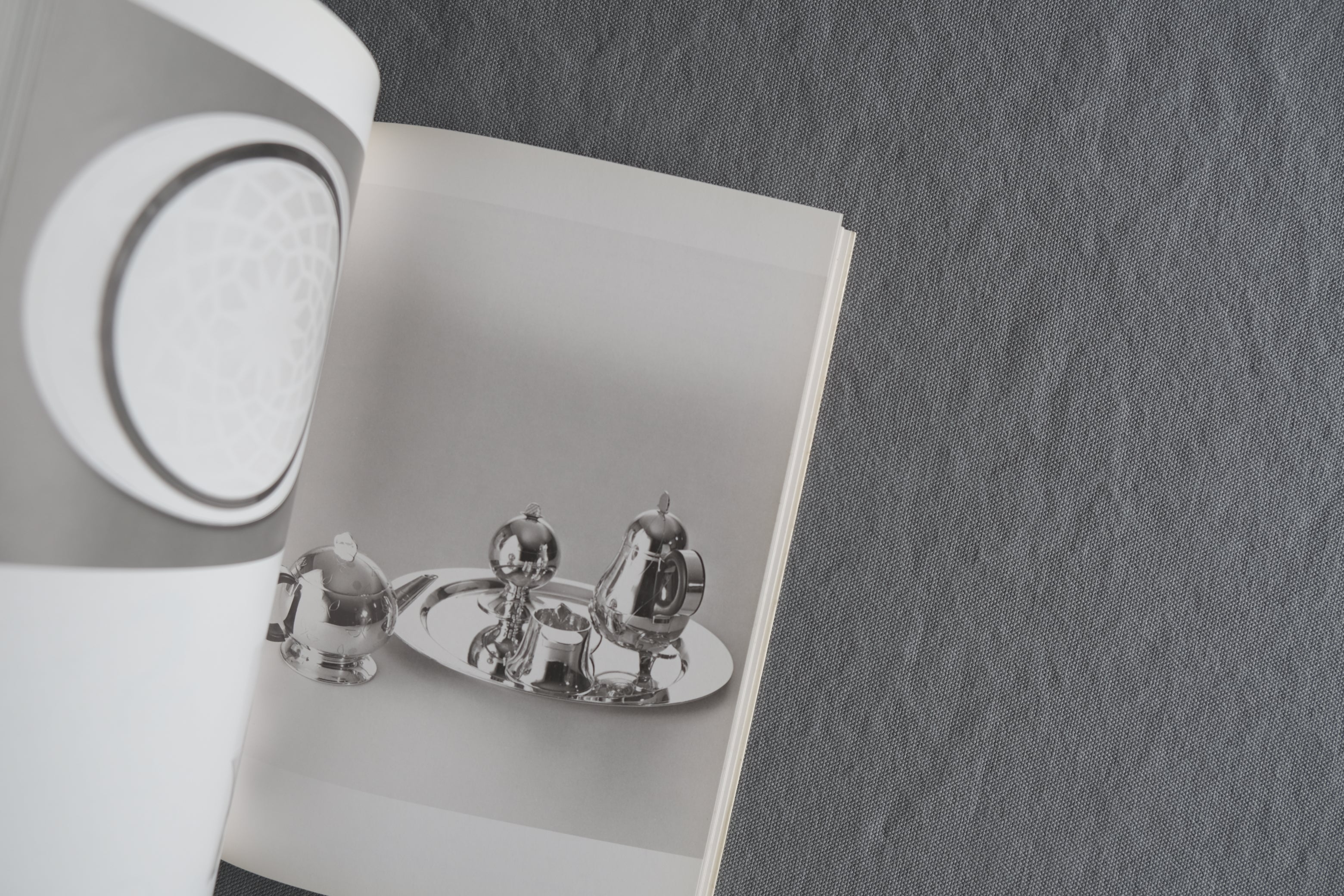 Officina Alessi TEA & COFFEE PIAZZA｜オフィチーナ・アレッシィ 1983年カタログ
