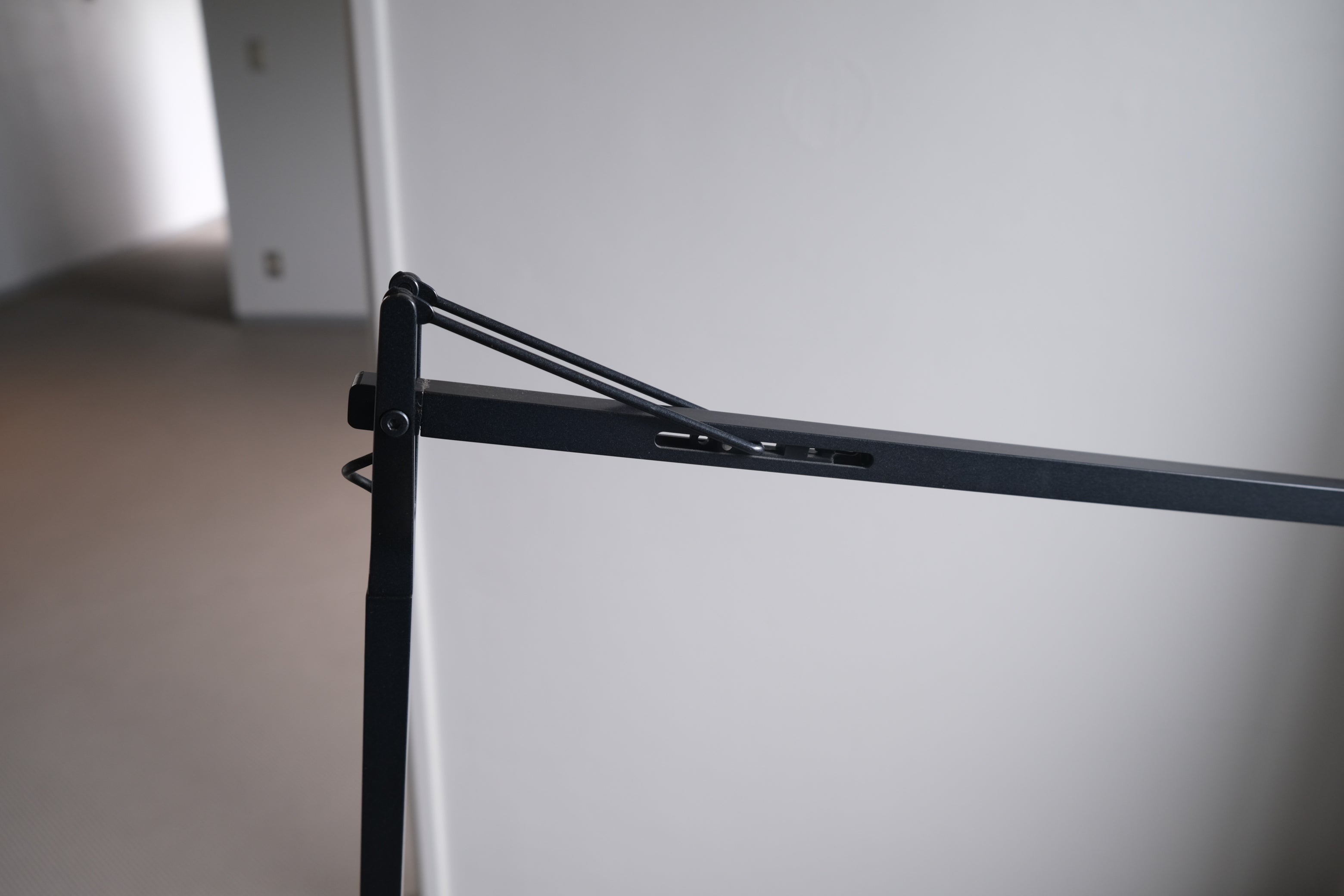 FLOS KELVIN F LED フロアライト｜Antonio Citterio アントニオ・チッテリオ｜ブラック
