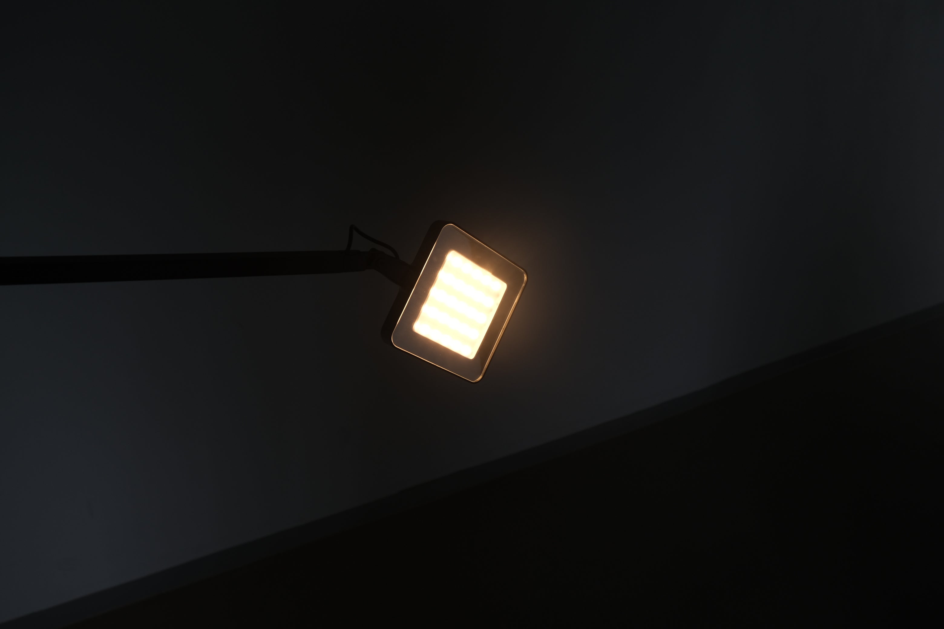 FLOS KELVIN F LED フロアライト｜Antonio Citterio アントニオ・チッテリオ｜ブラック