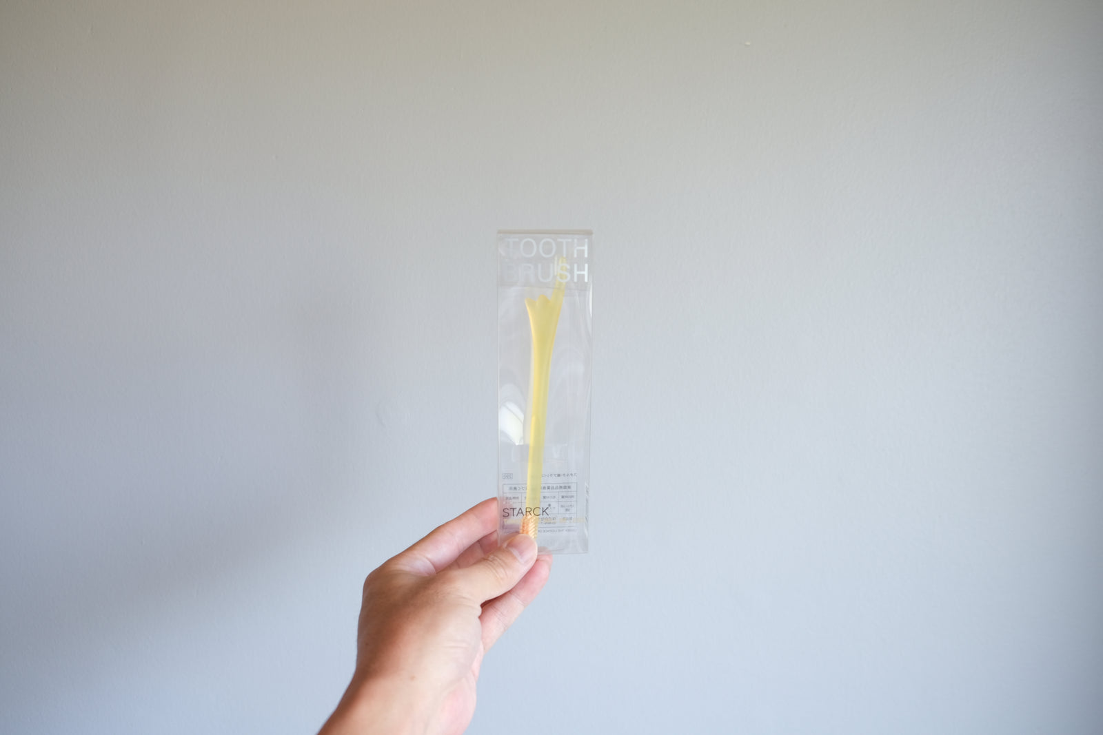 ［3個セット］フィリップ・スタルク PHILIPPE STARCK TOOTH BRUSH 歯ブラシ イエロー セブンイレブン限定商品 ゴー –  Helvetica