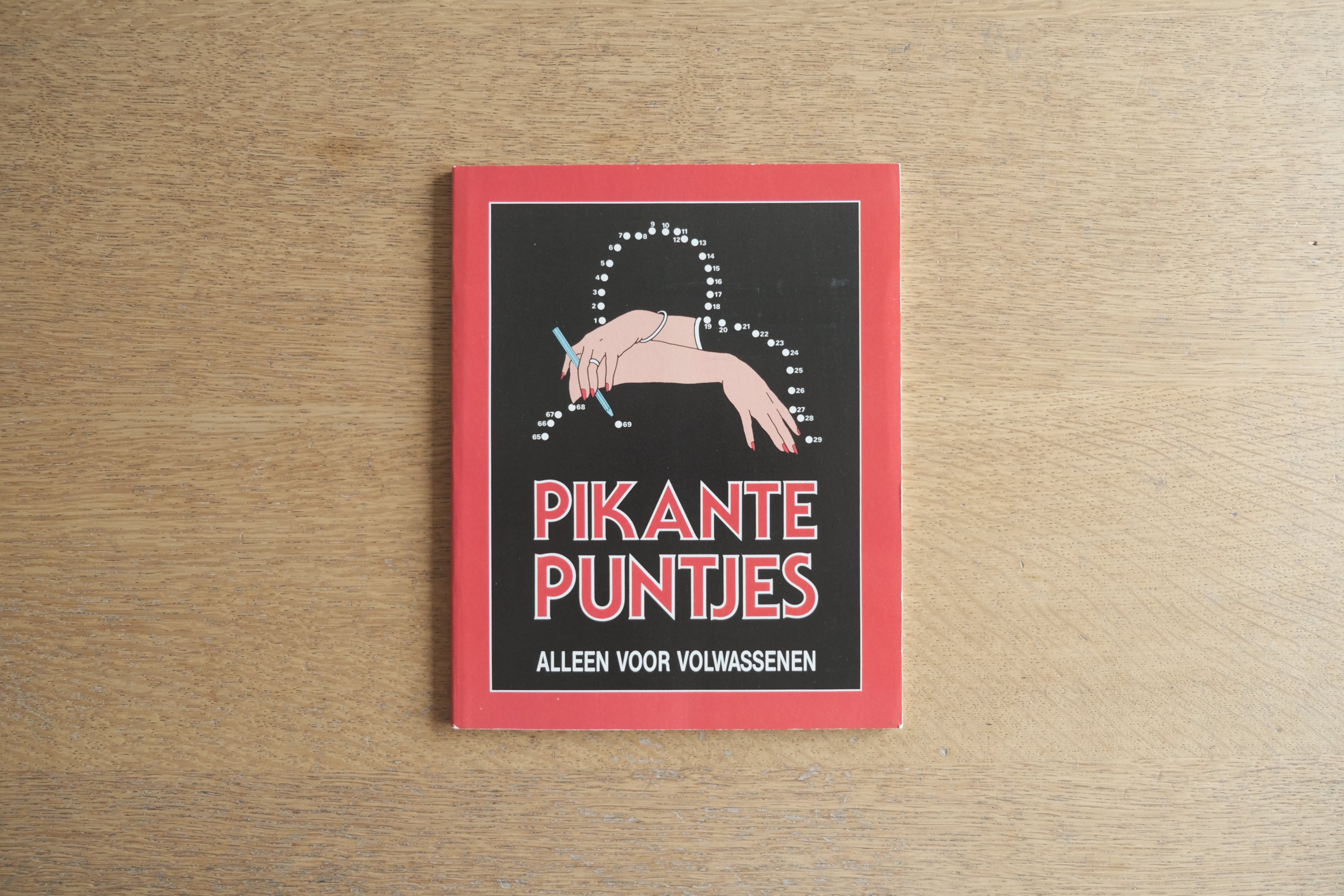 Pikante Puntjes｜1987年 オランダ発行 大人のための点つなぎアートブック