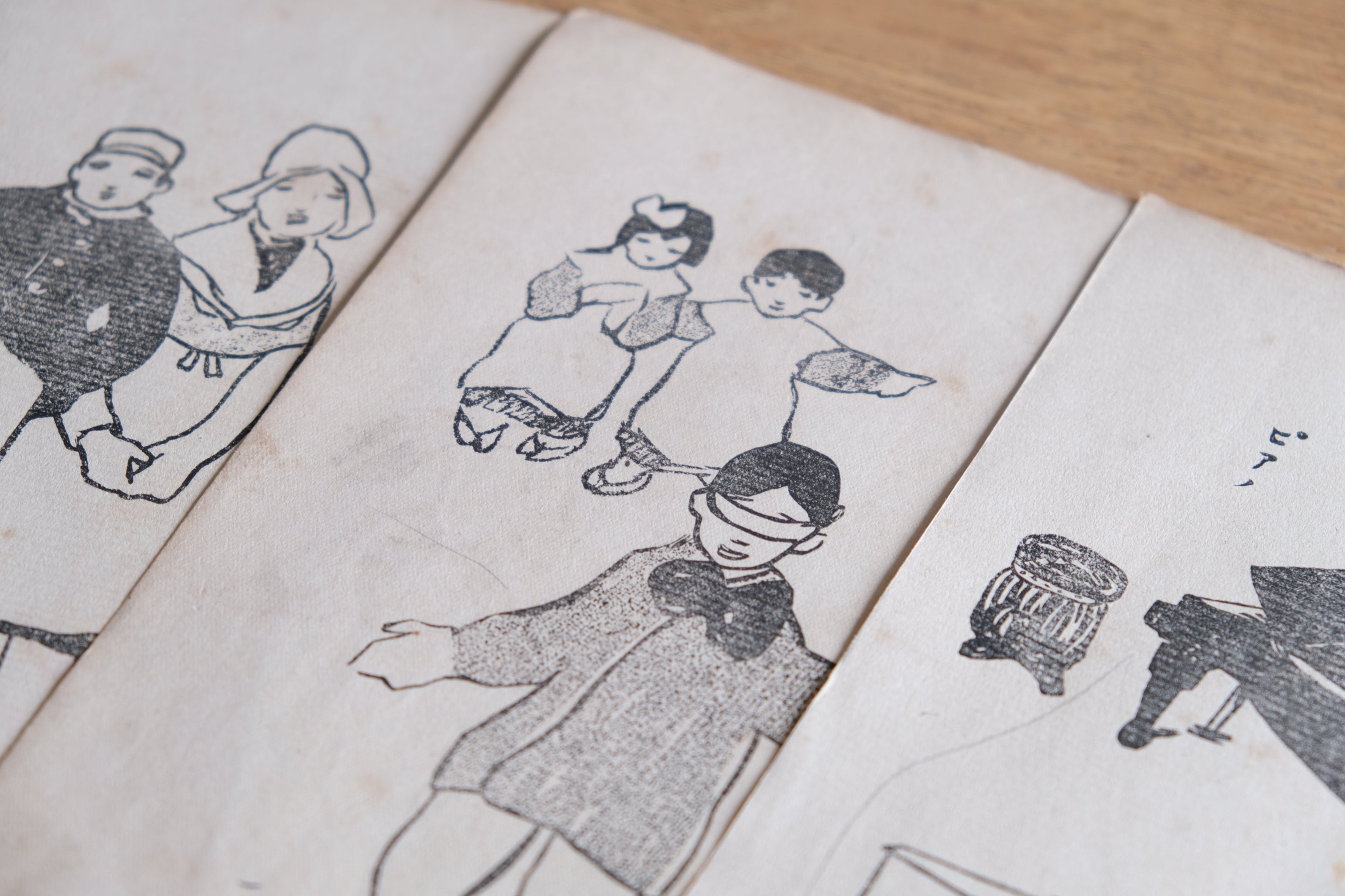 竹久夢二 挿絵スケッチ集 ［書込み数枚あり、彩色数枚あり］９７枚 木版