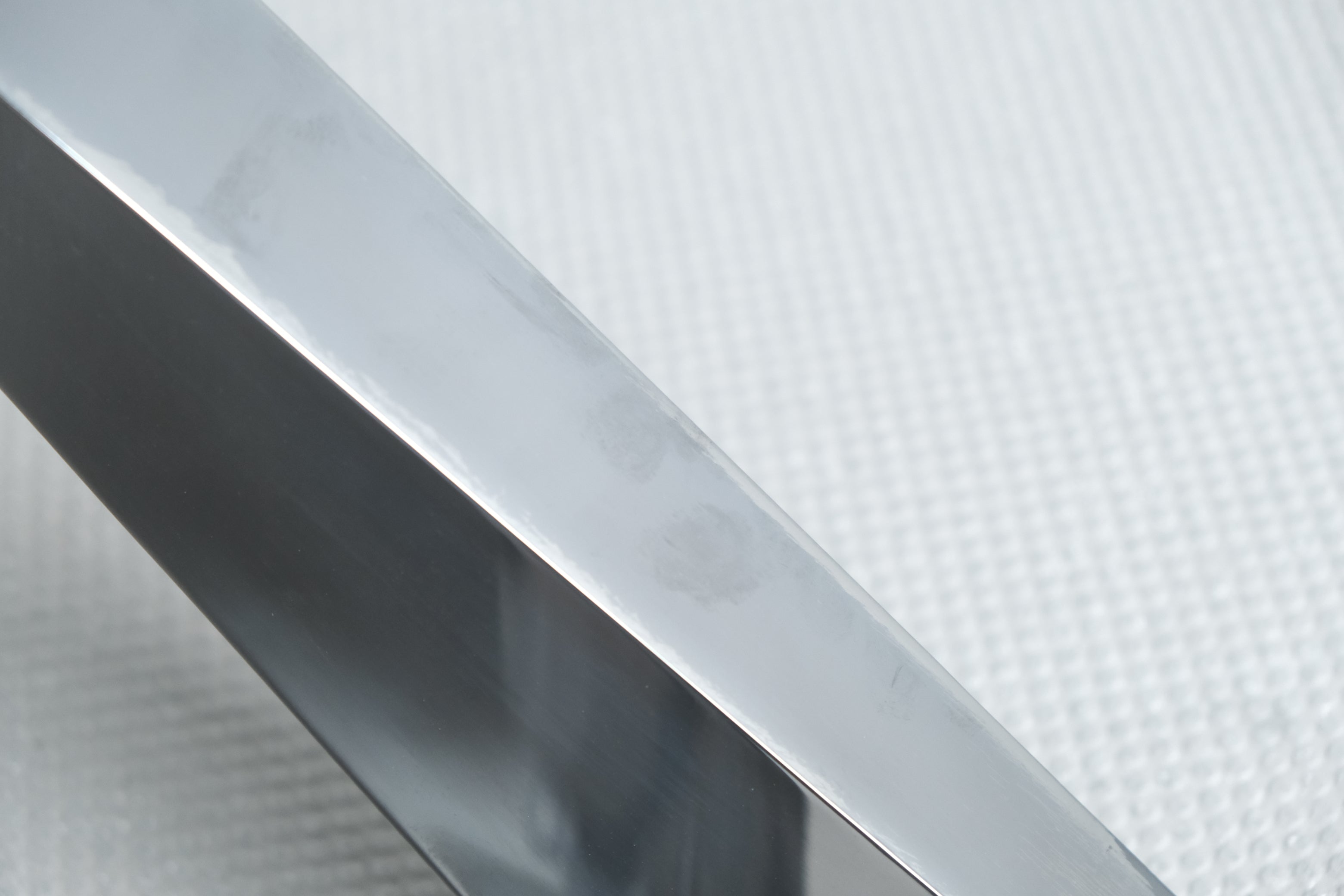 【限定品｜ALESSI】ザハ・ハディッド フラワーベース “CREVASSE” ブラック エディション999