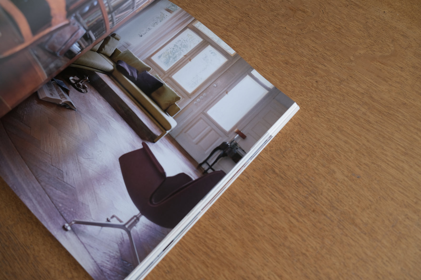 最新情報 Reloaded Design KNOLL 洋書］WALTER ウォルター・ノル Helvetica – デザイン