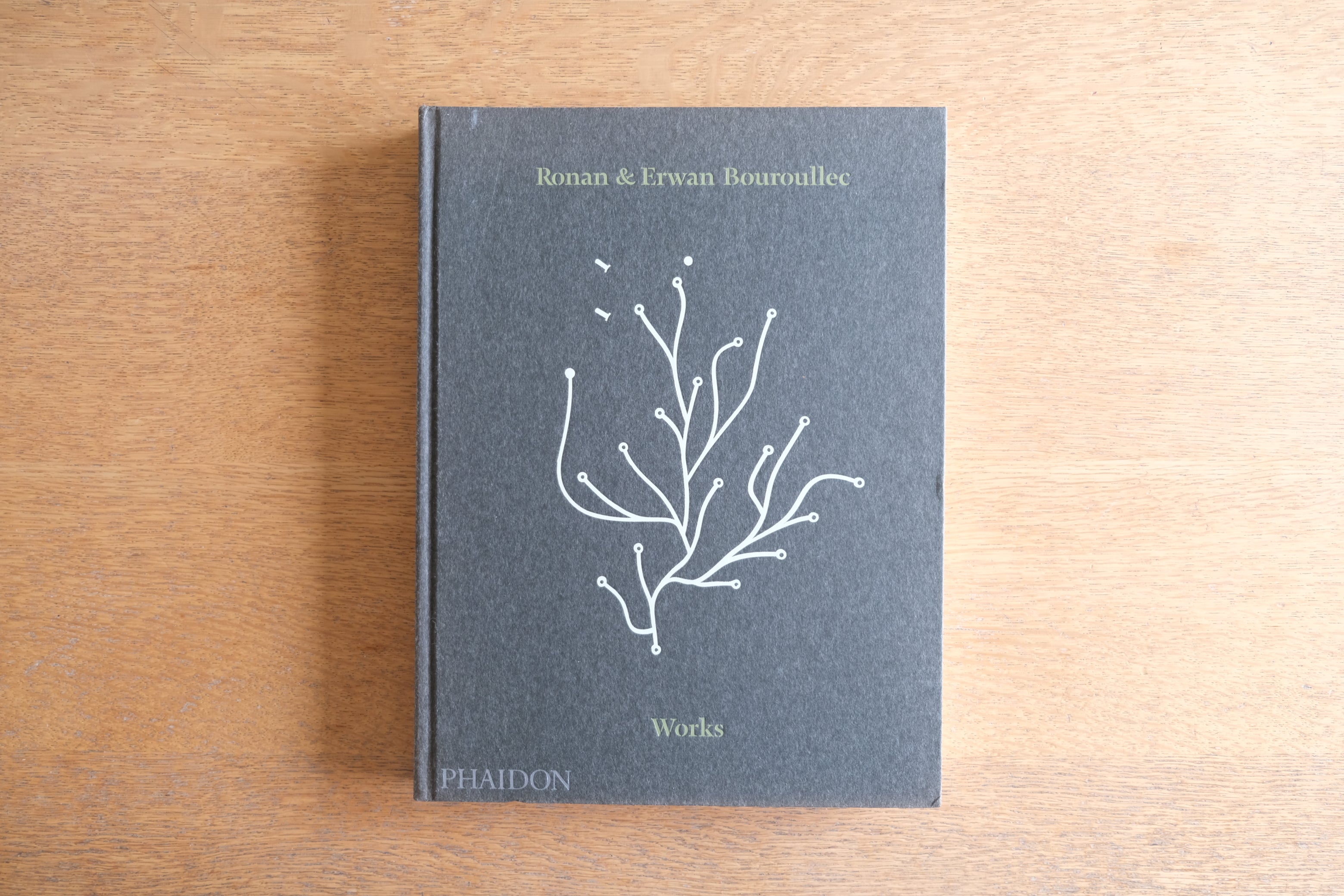 Ronan and Erwan Bouroullec Works PHAIDON ロナン＆エルワン・ブルレック 作品集 デザイン プロダクト ヴィトラ
