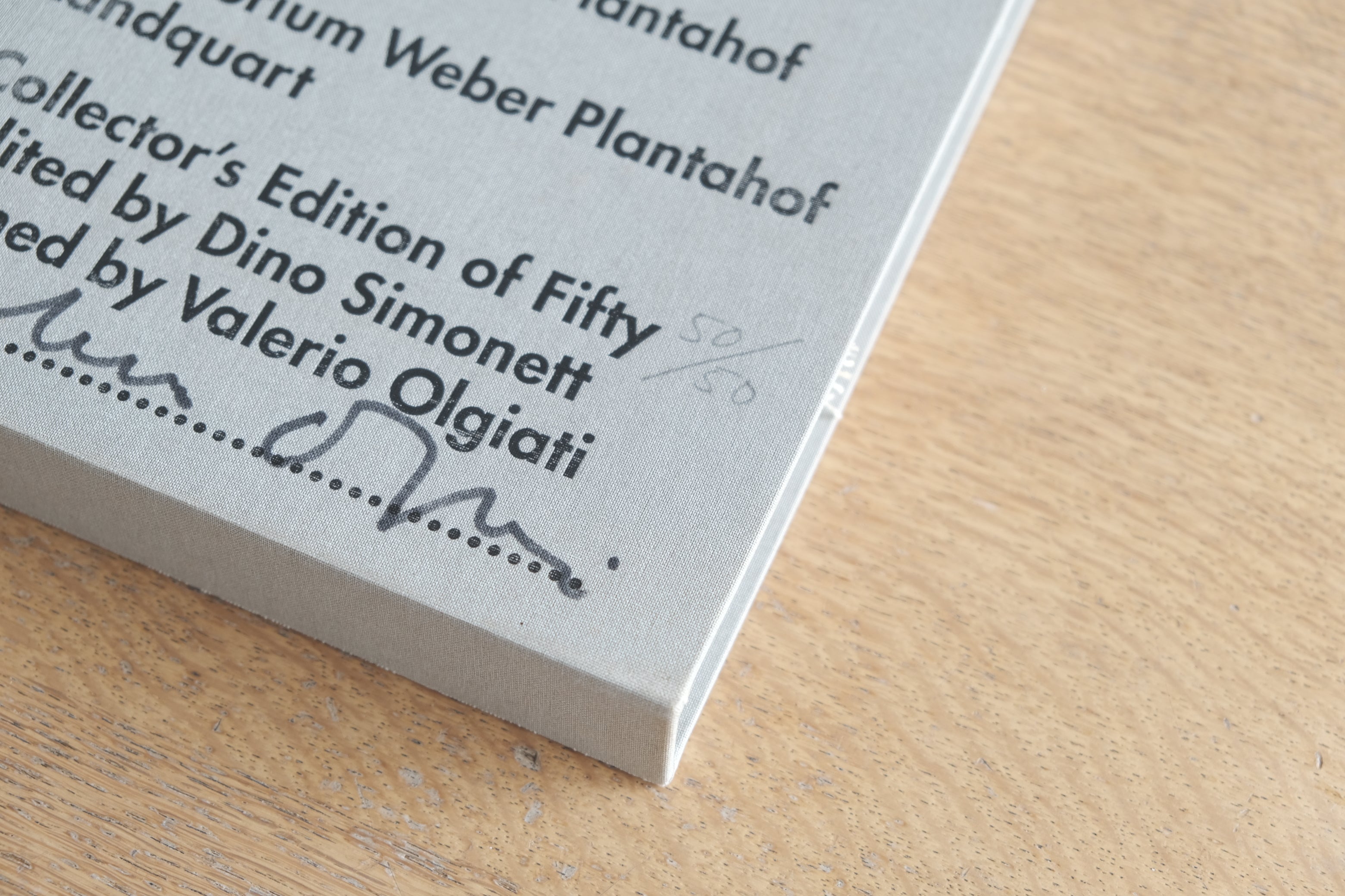 Valerio Olgiati：Parliament Entrance Chur / Auditorium Weber Plantahof Landquart（Collector’s Edition of 50, サイン入り限定函付）