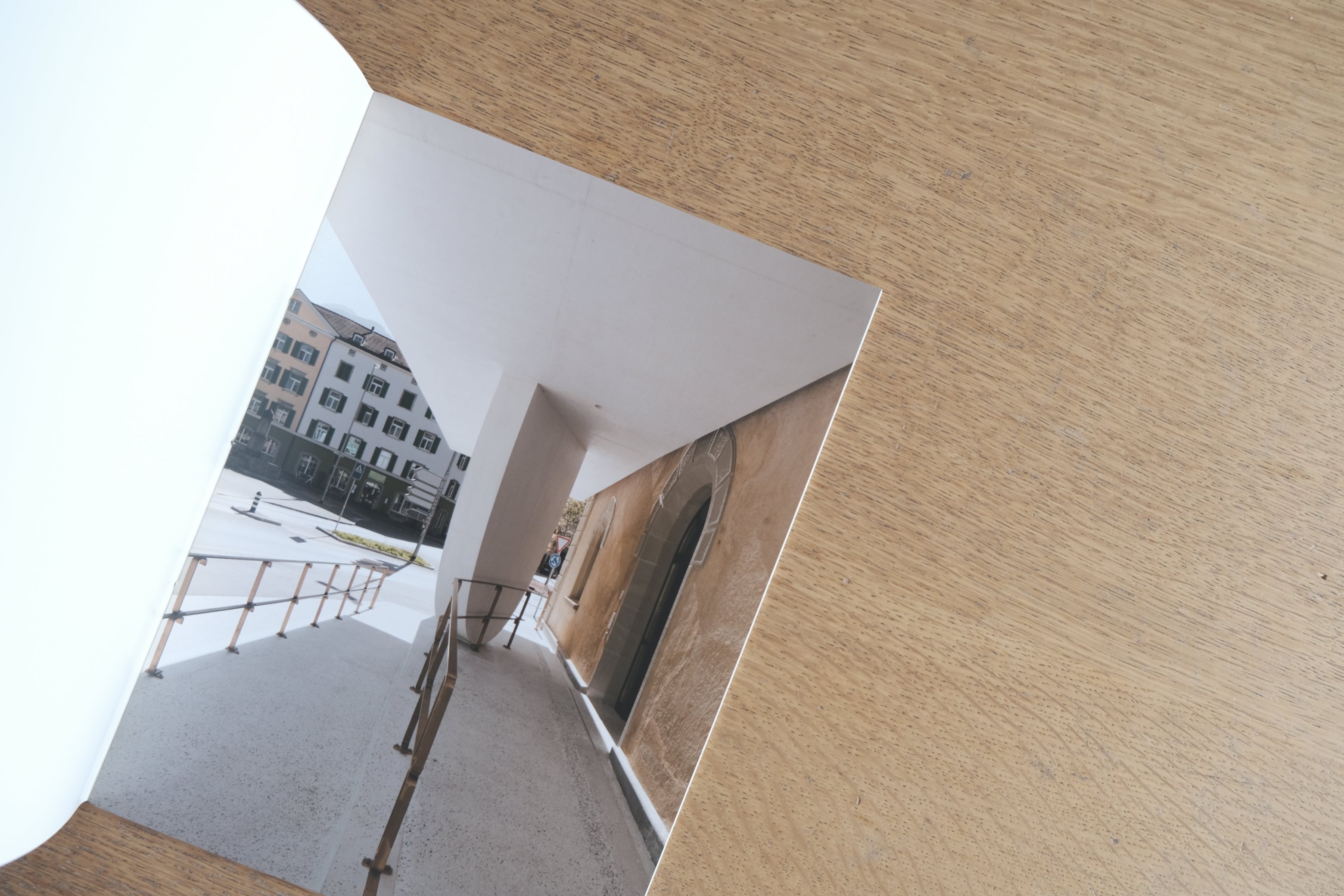 Valerio Olgiati：Parliament Entrance Chur / Auditorium Weber Plantahof Landquart（Collector’s Edition of 50, サイン入り限定函付）