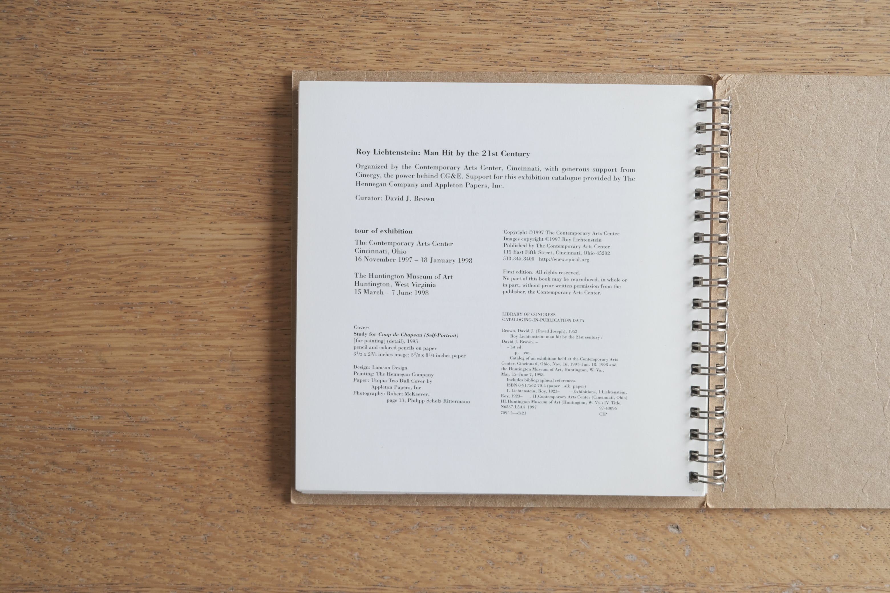 Roy Lichtenstein : Man Hit by the 21st Century（1998年 シンシナティ現代美術センター）