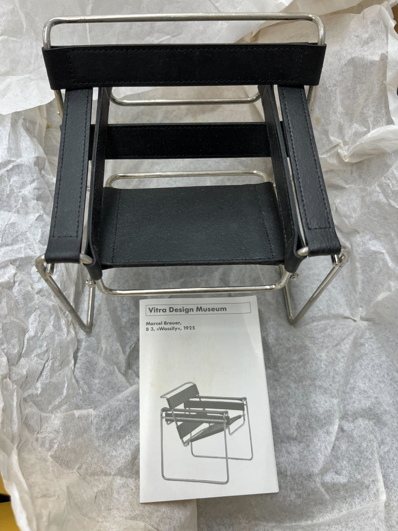 Marcel Breuer B3 Wassily miniture chair Vitra Design Museum マルセル・ブロイヤー ミニチュア ワシリーチェア ヴィトラデザインミュージアム