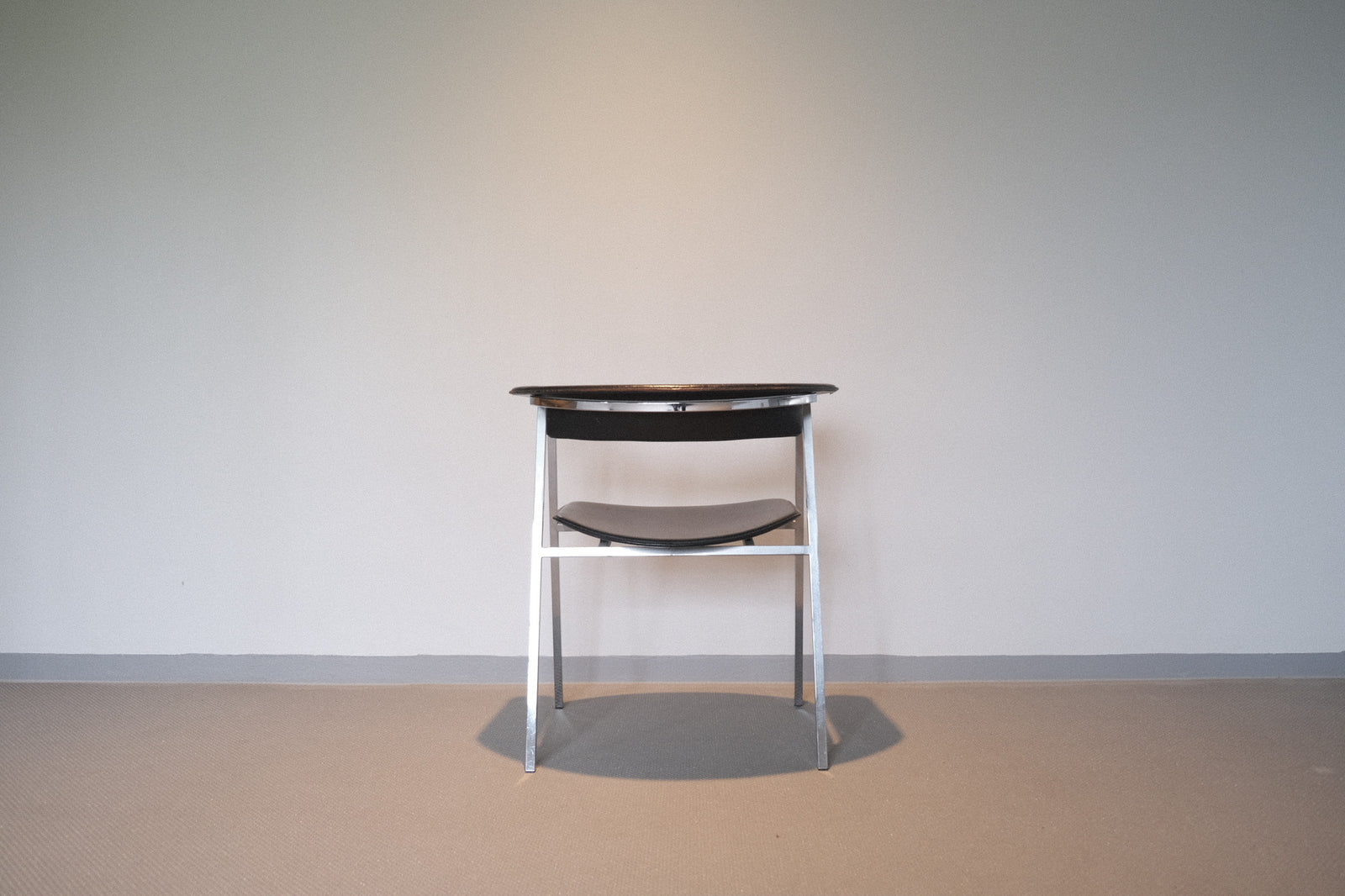 Jun Itami JI chair Arflex 伊丹潤 椅子 アルフレックス – Helvetica