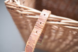 【オススメ】籐の持ち手付きバスケット 革製ふた留め付き ラタン製品