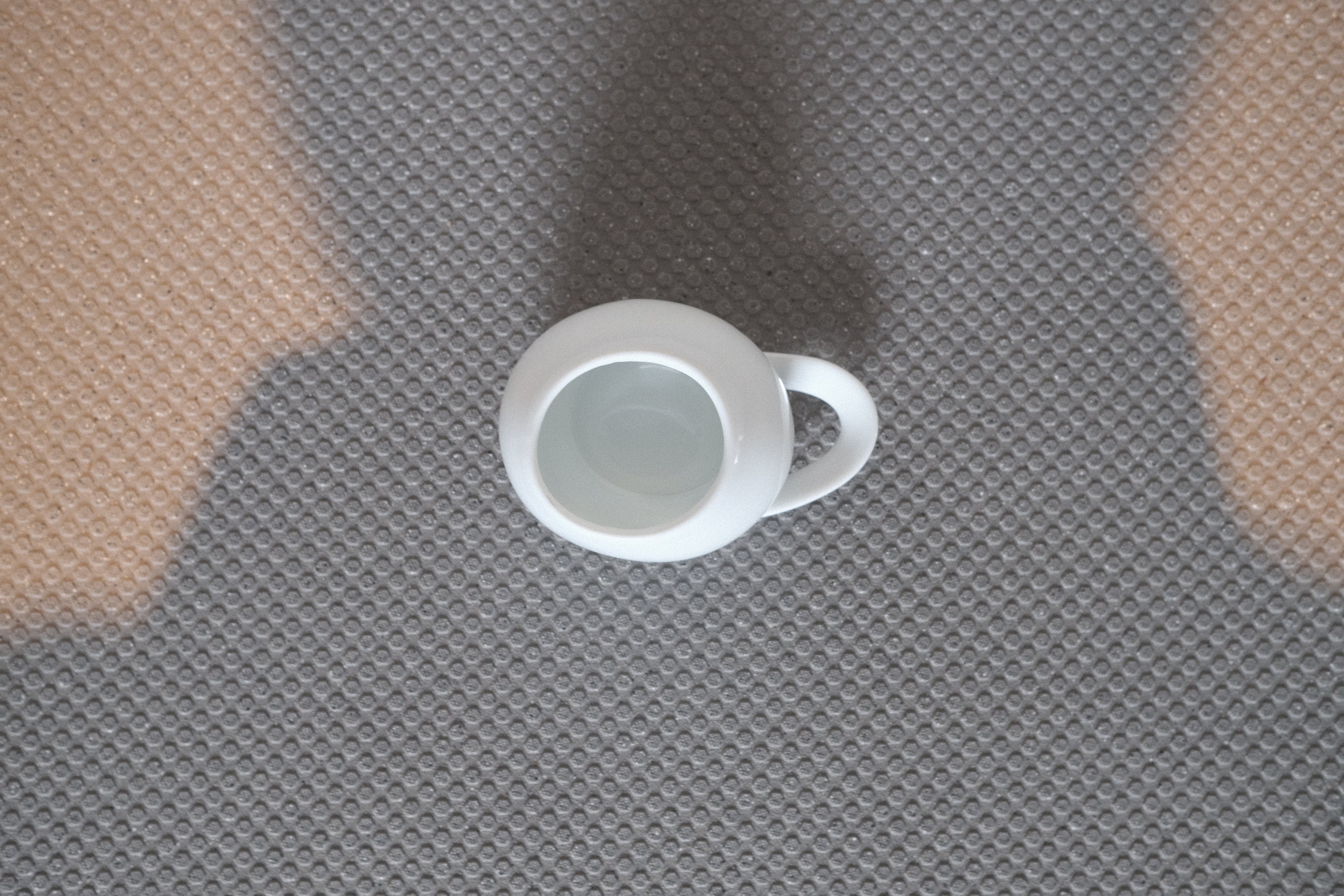 長谷川逸子 カップ＆ソーサー｜12人の建築家 小さな建築シリーズ｜Itsuko Hasegawa cup & saucer