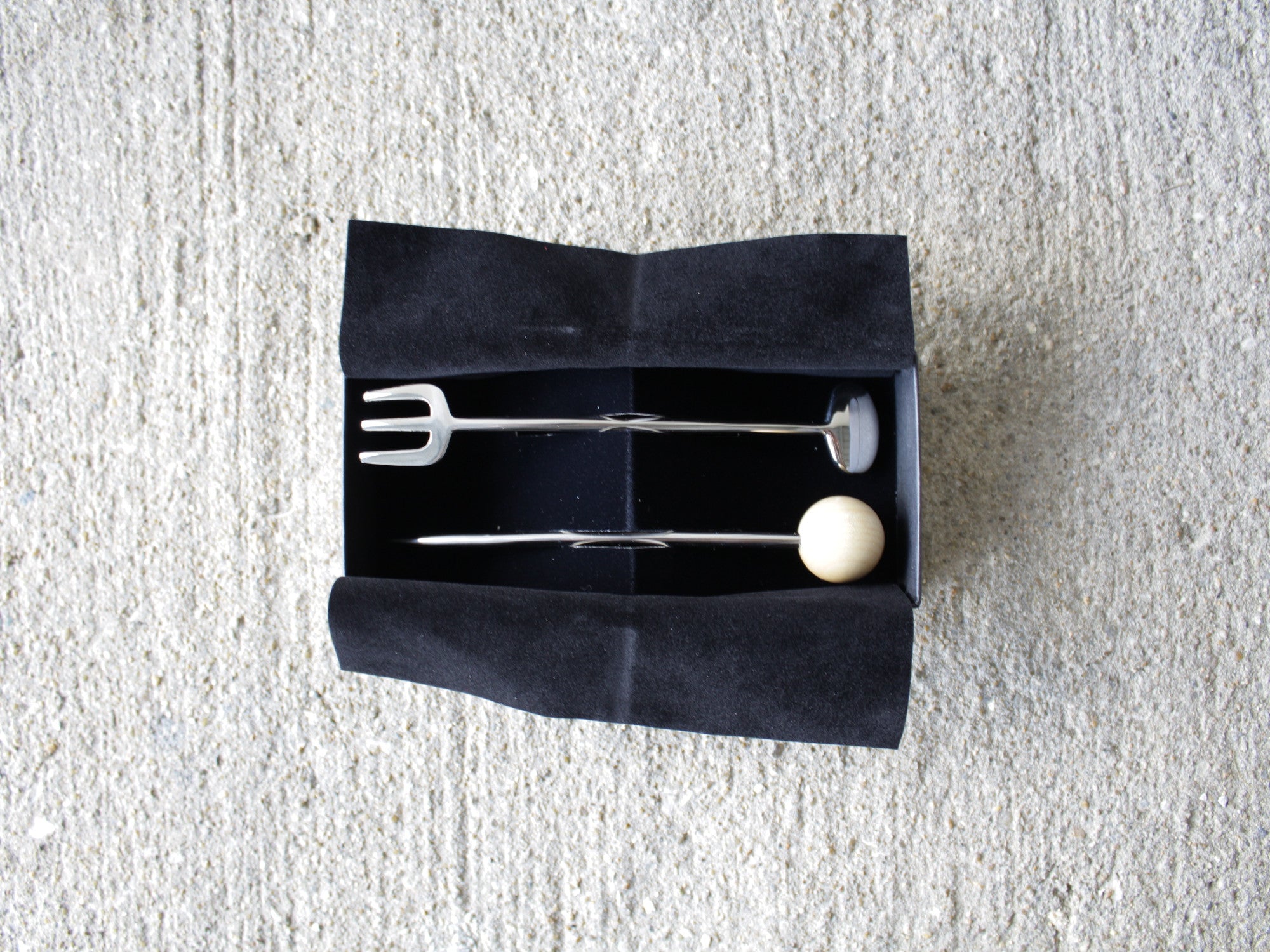 【廃盤品・デットストック】イサム・ノグチ ヴィトラ ナイフ＆スプーン Isamu Noguchi Vitra Knife&Fork