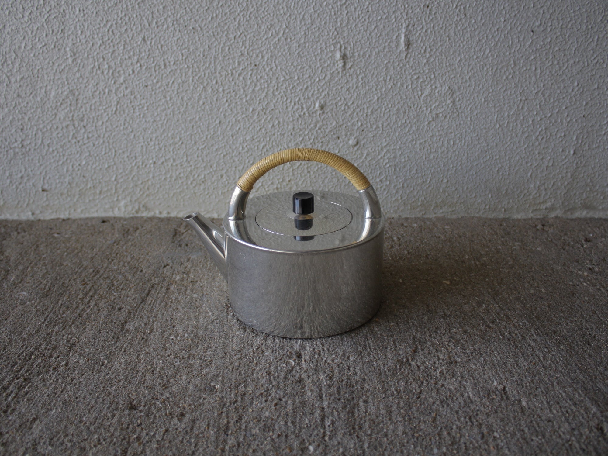 【未使用品・傷あり】エリック・マグヌッセン ティーポット Erik Magnussen Jug