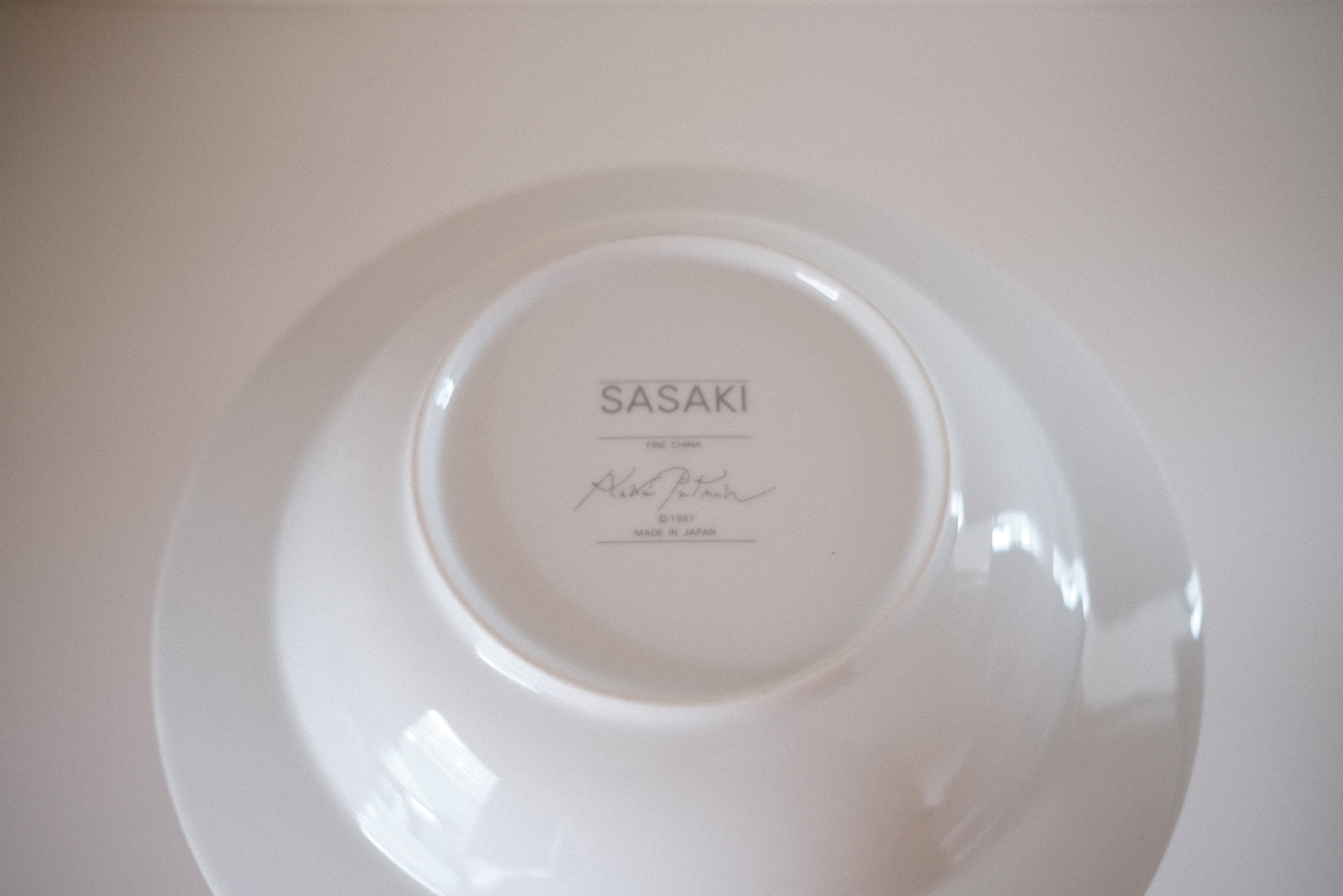 アンドレ・プットマン 磁器 深皿 ササキ デザイナーズ Andree Putman SASAKI fine China – Helvetica