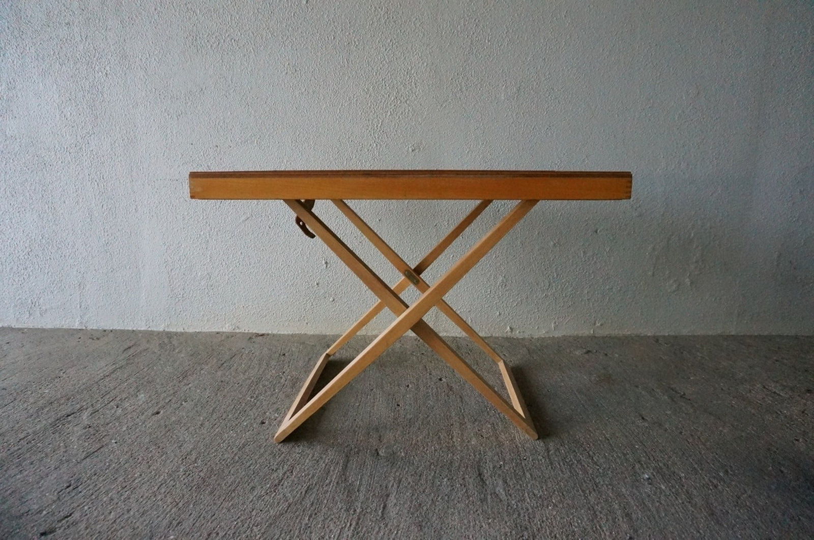 Mogens Koch Table Beech wood Rud Rasmussen モーエンス・コッホ 折りたたみテーブル ラズムッセン –  Helvetica