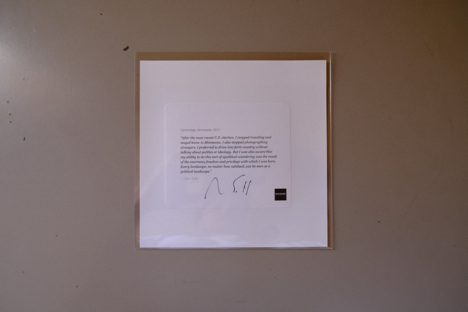 作品 アレックソス 【サイン入】プリント マグナムフォト スクエアプリント Alec Soth – Helvetica