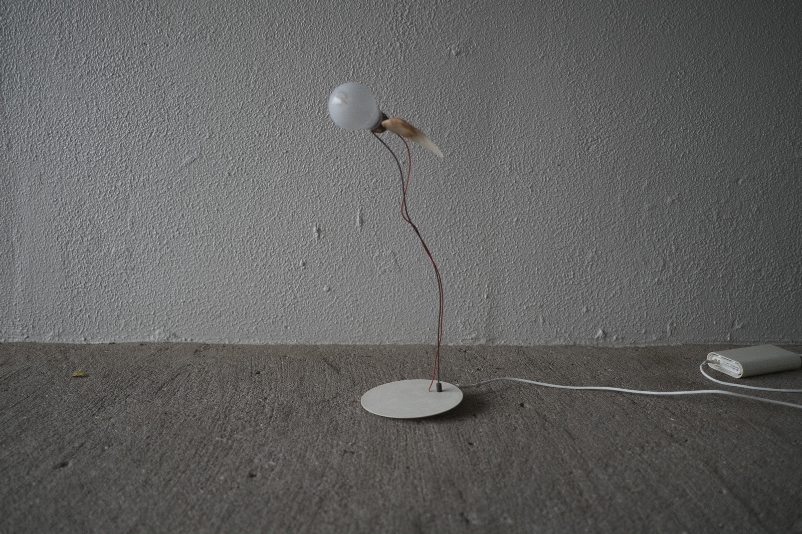 インゴマウラー ルーチェリーノ ランプ 中古照明 羽のアート スタジオノイ INGO MAURER Lucellino Lamp Studi –  Helvetica